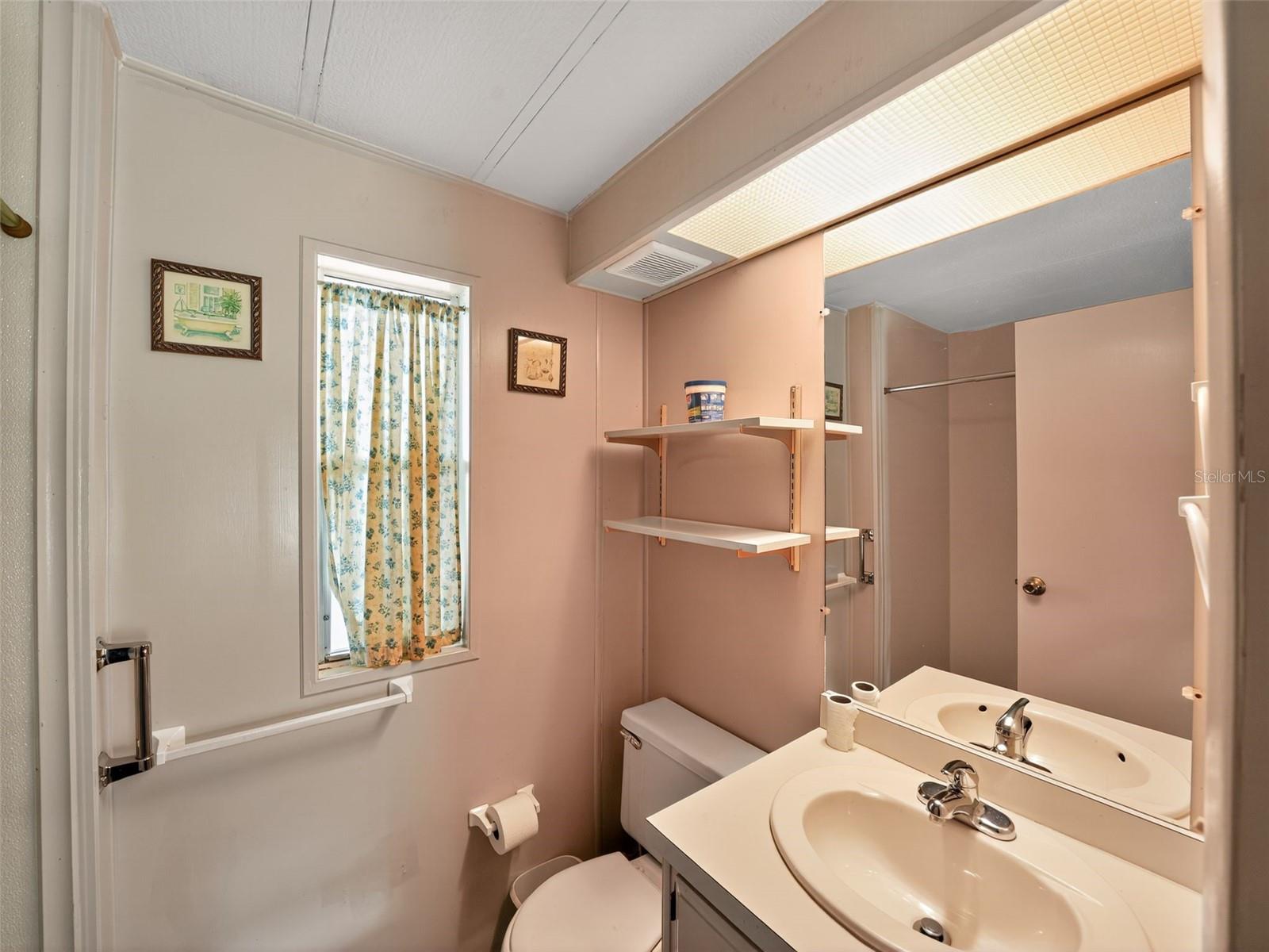 CALOOSA LAKE VILLAGE - Residential