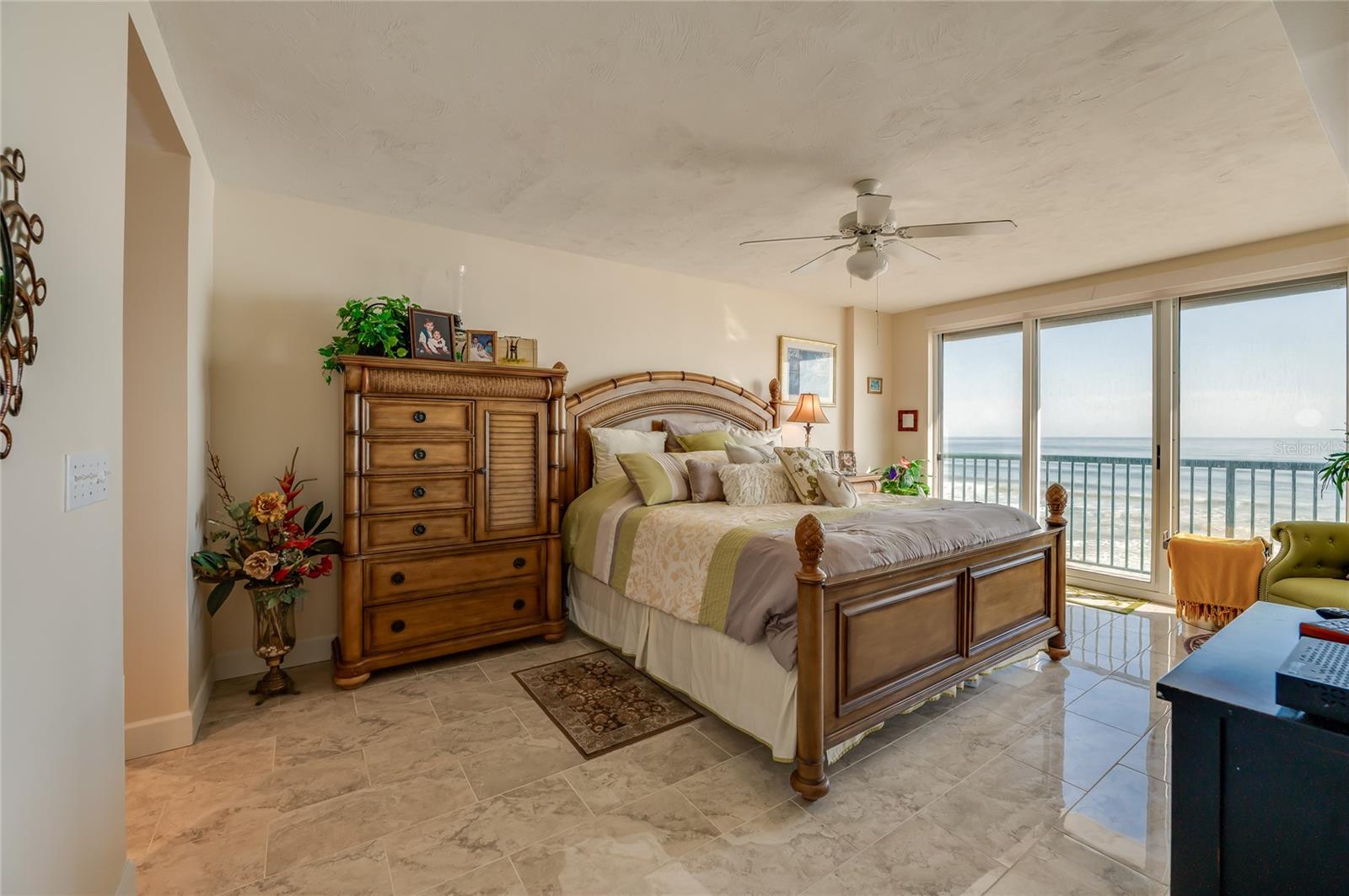 TOWERS AT PONCE INLET TOWER 01 CONDO - Residential