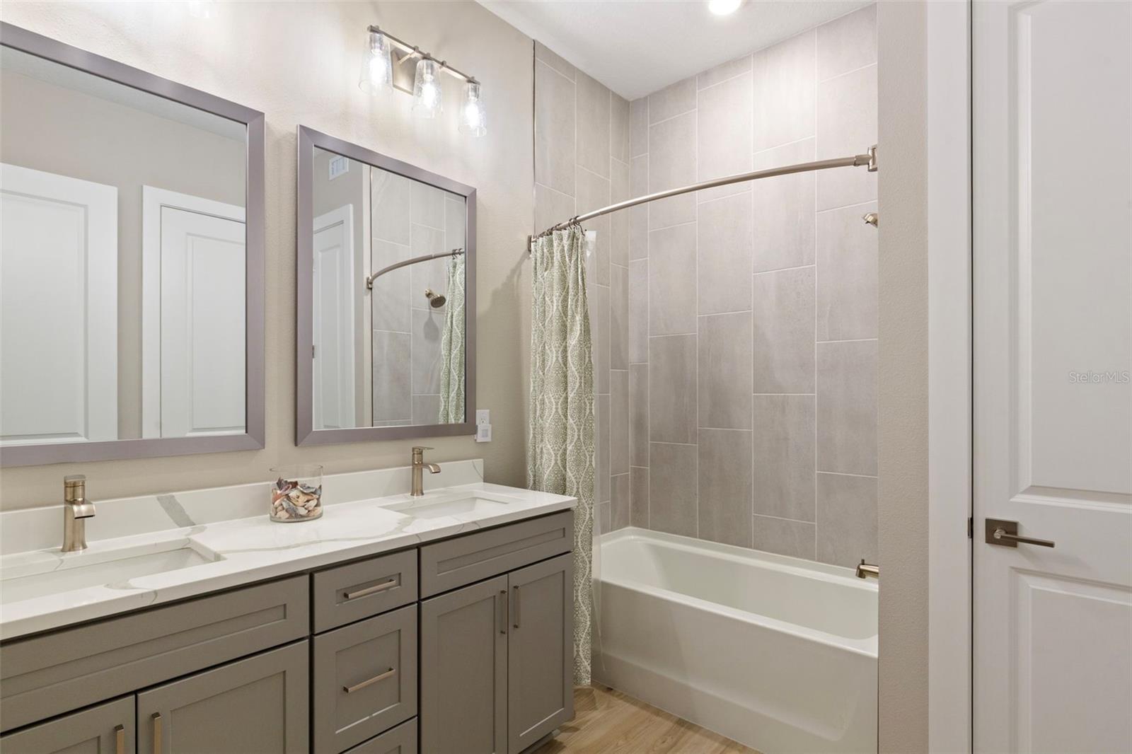 BELLA TERRA - Residential