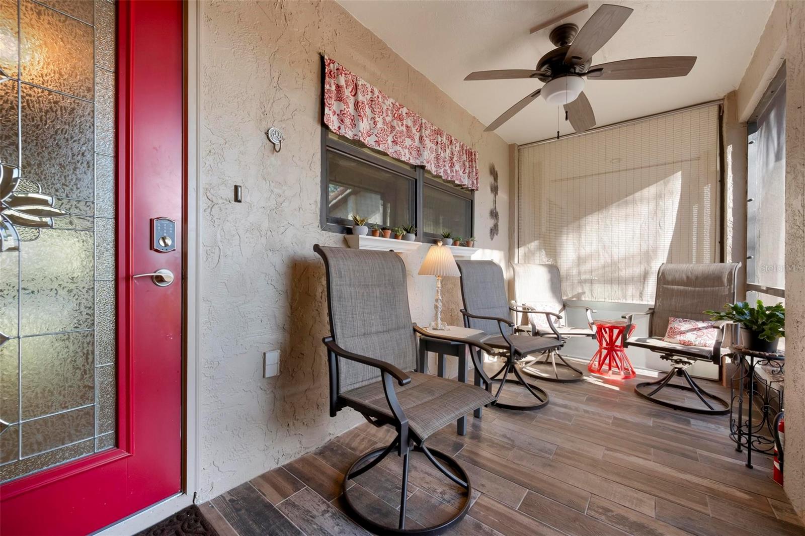 867 COUNTRY CLUB CIR #71