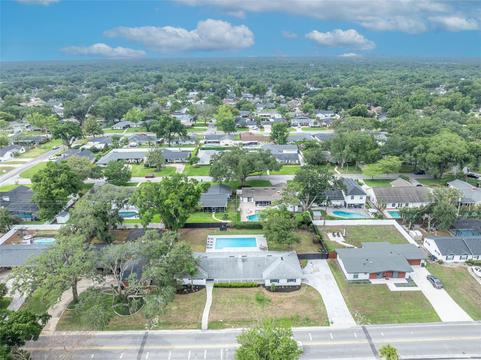 ENGLISH ESTATES UNIT 2 - Residential