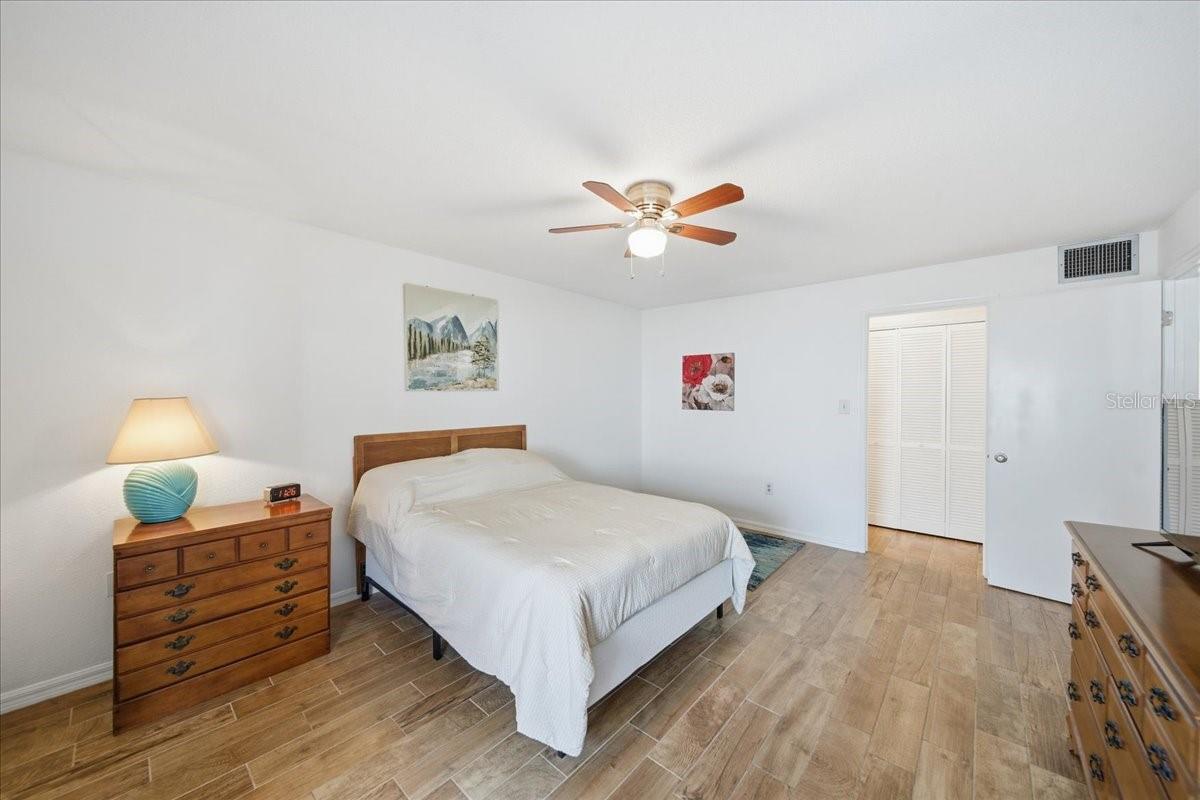 WELLINGTON PT 01 BLDGS 01 02 & WELLINGTON PT 02 B - Residential