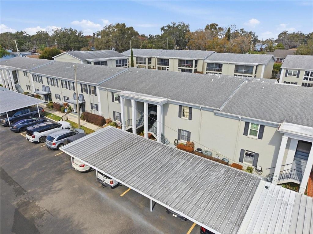 Photo of 689 Lake Howard Drive NW #1D, Winter Haven, FL 33880 (MLS # P4937838)