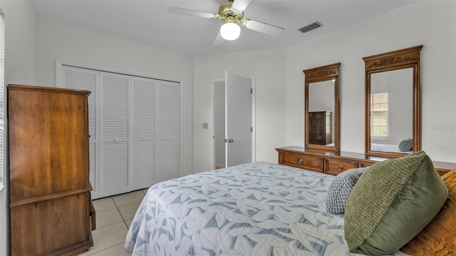 ENGLELAKE - Residential