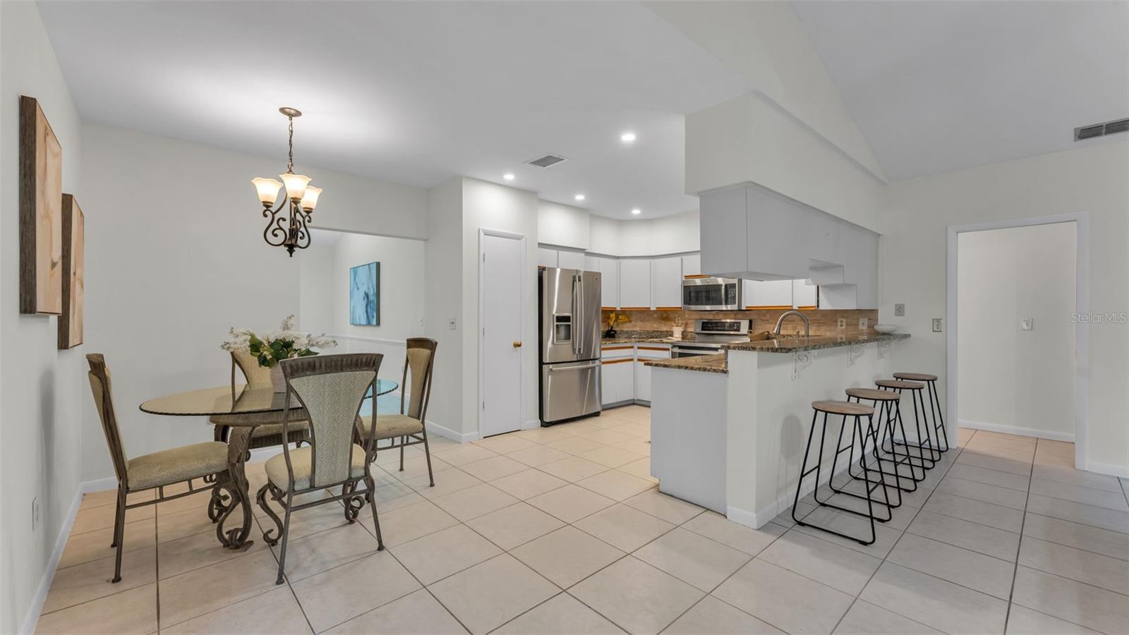 ENGLELAKE - Residential