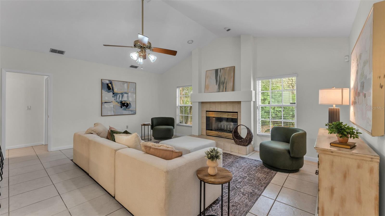 ENGLELAKE - Residential