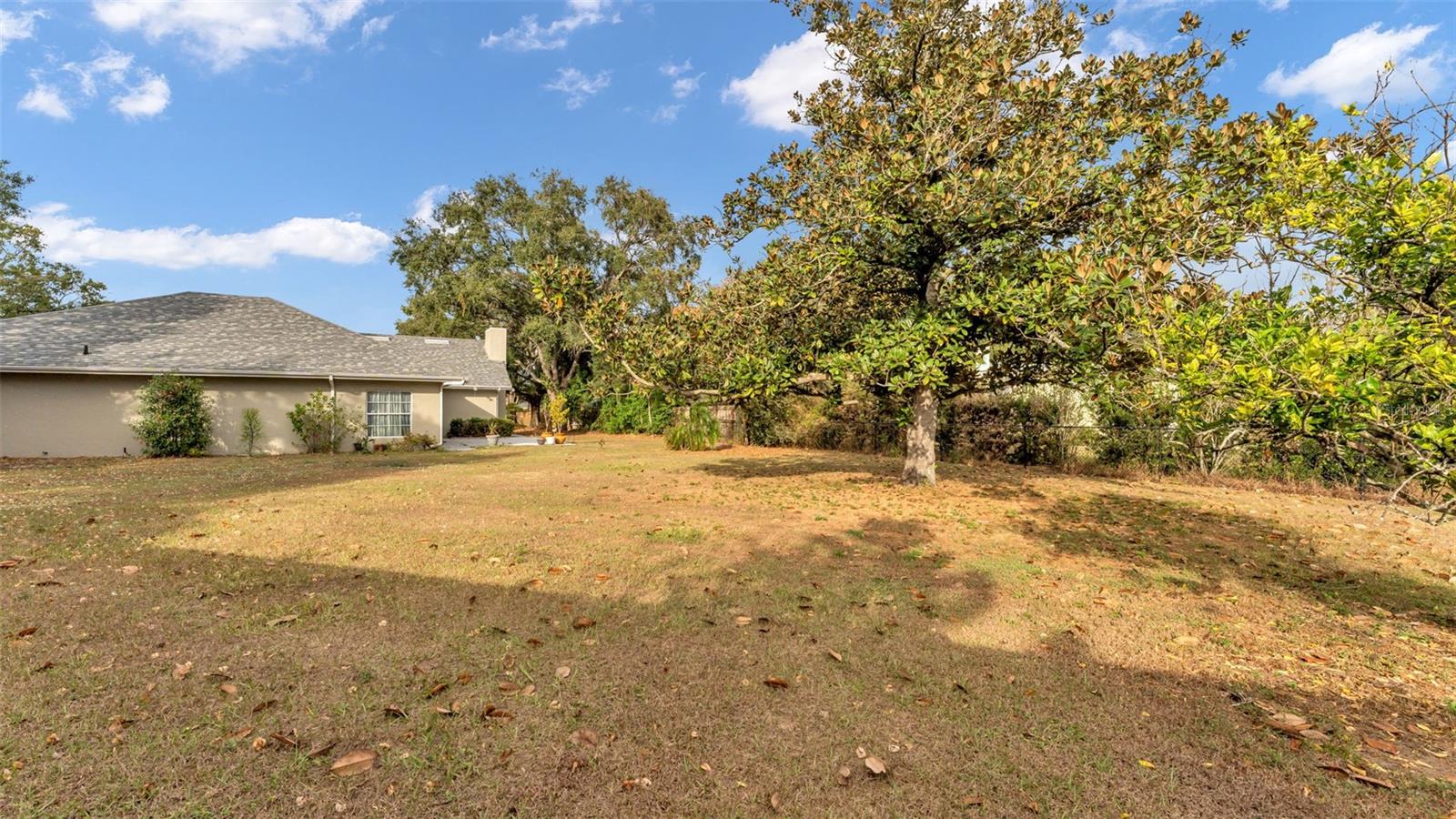 ENGLELAKE - Residential