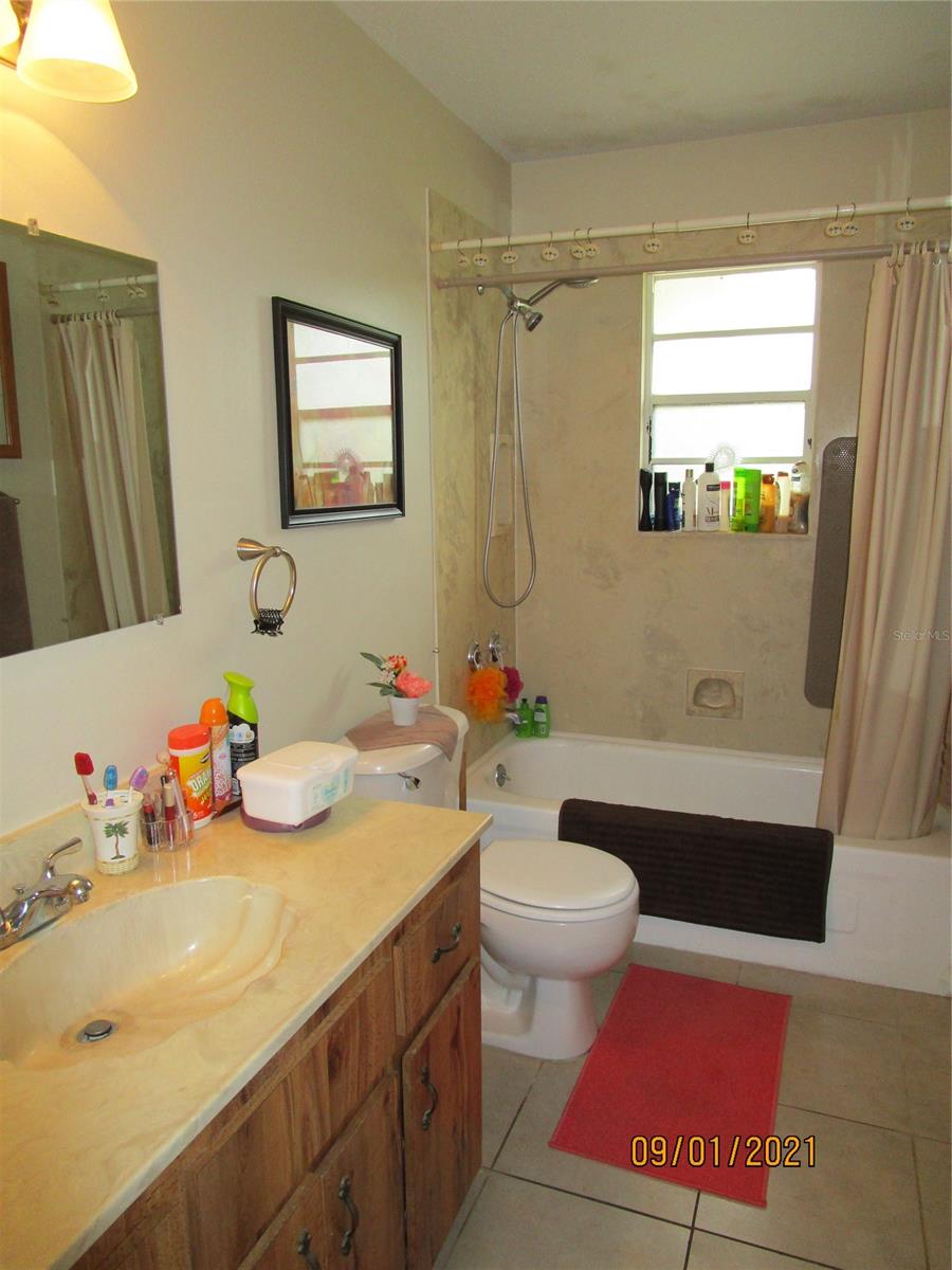 Florida Shores 01 - Residential Income