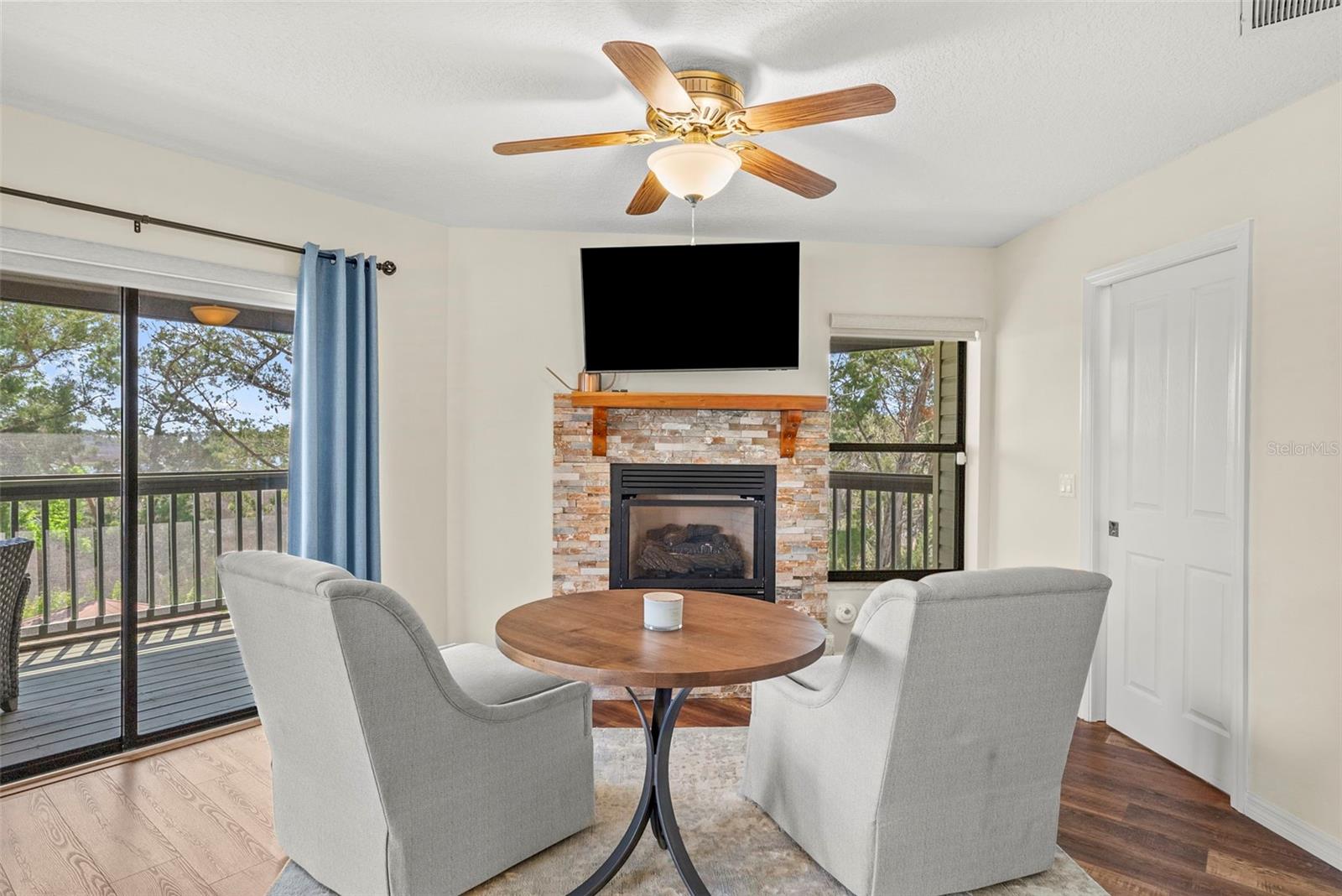 003599 - UNREC TRACTS IN 08-20S-17E - Residential