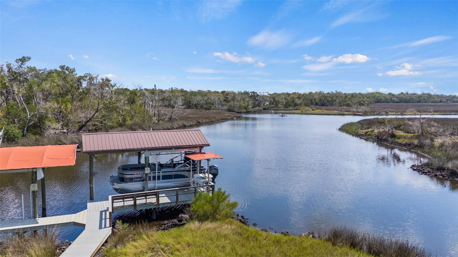 003599 - UNREC TRACTS IN 08-20S-17E - Residential