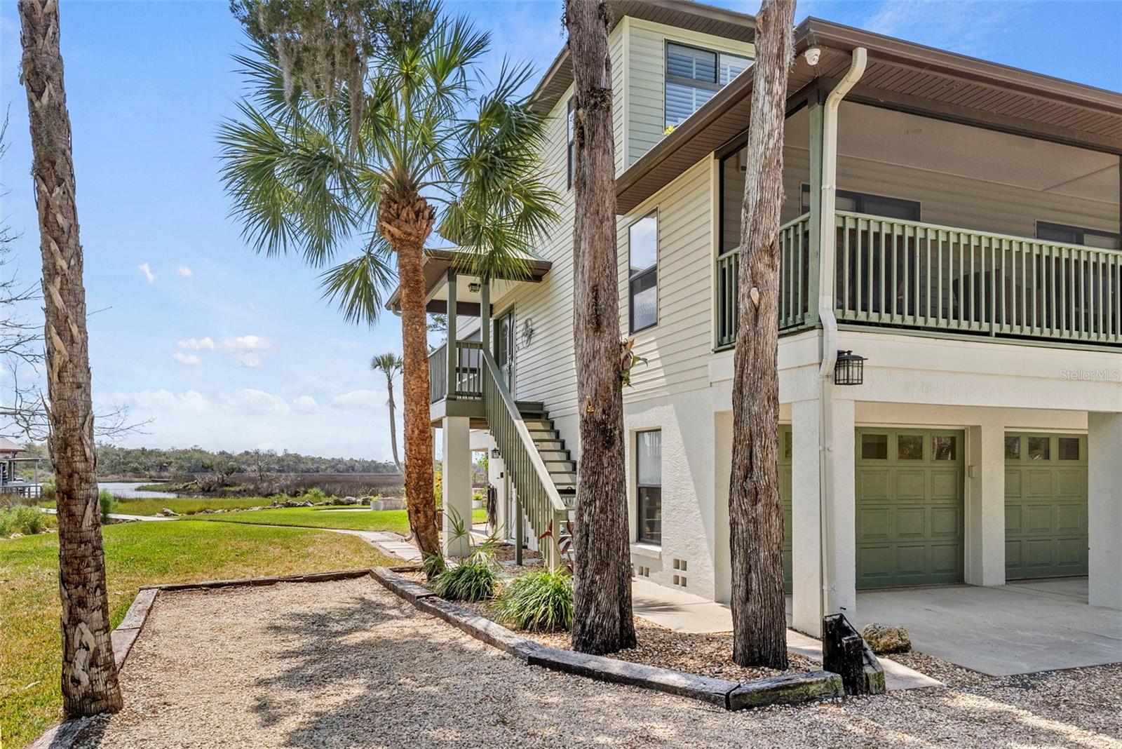 003599 - UNREC TRACTS IN 08-20S-17E - Residential