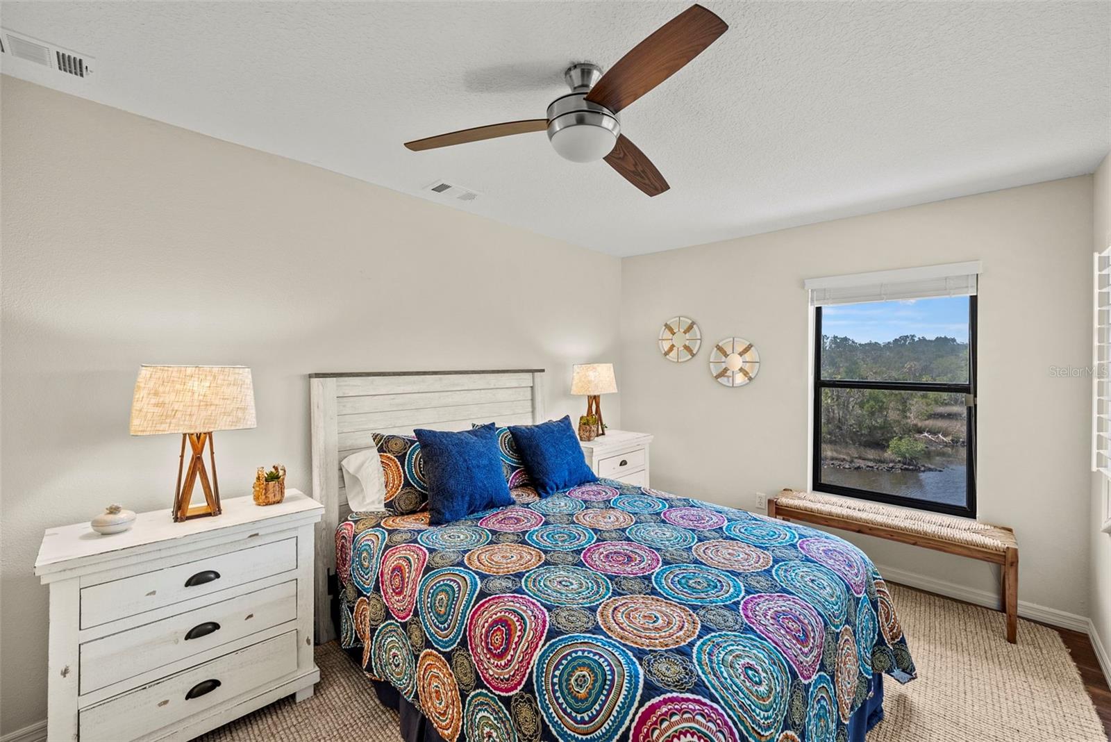 003599 - UNREC TRACTS IN 08-20S-17E - Residential