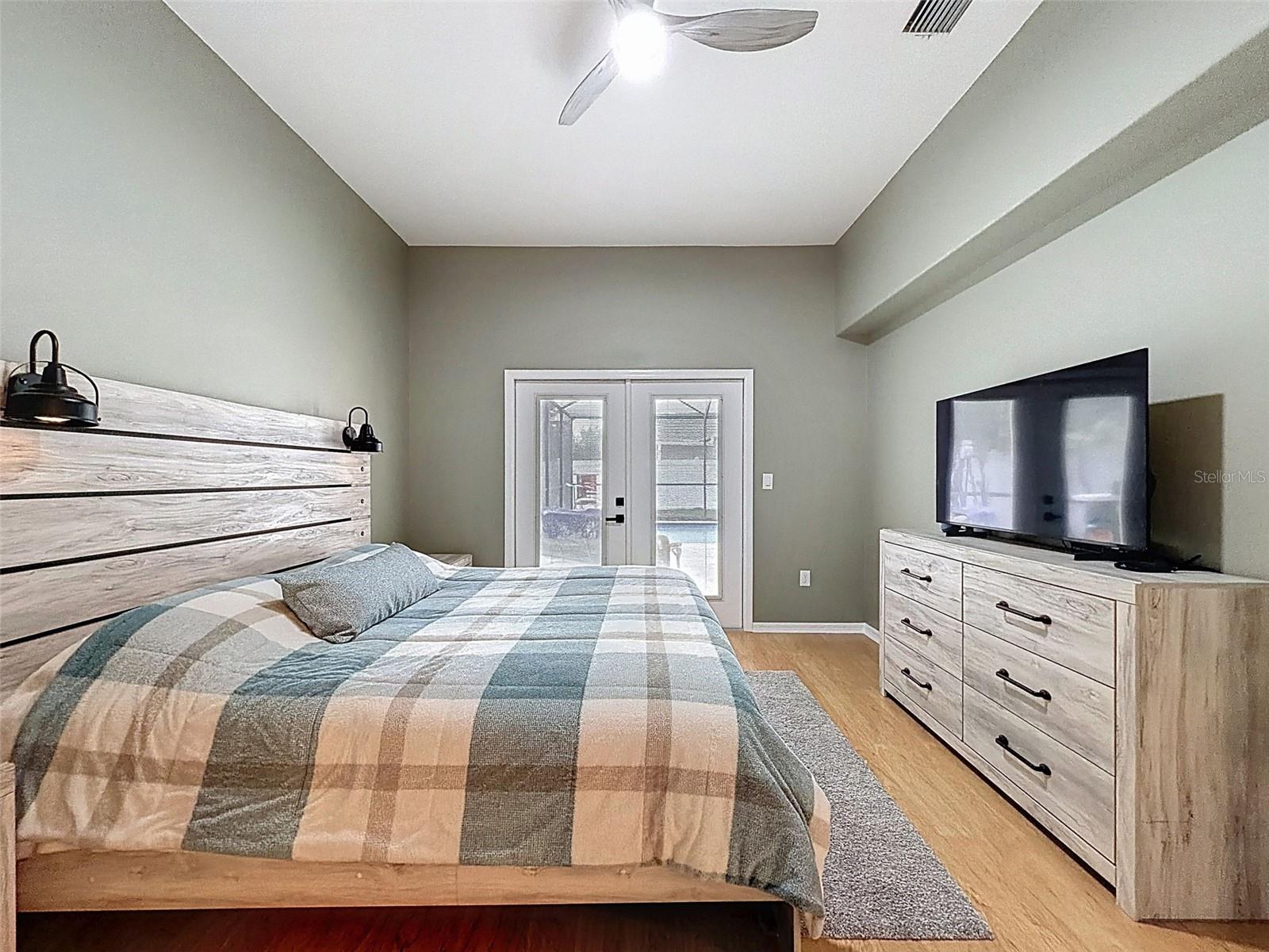 CYPRESS PARK OF TARPON SPGS - Residential