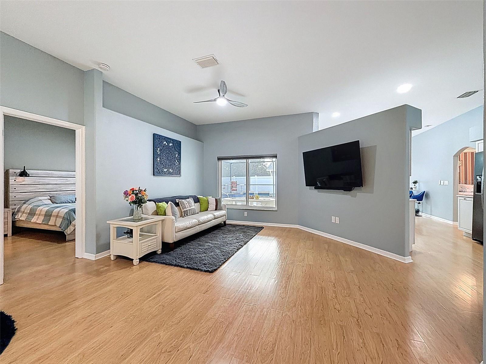 CYPRESS PARK OF TARPON SPGS - Residential