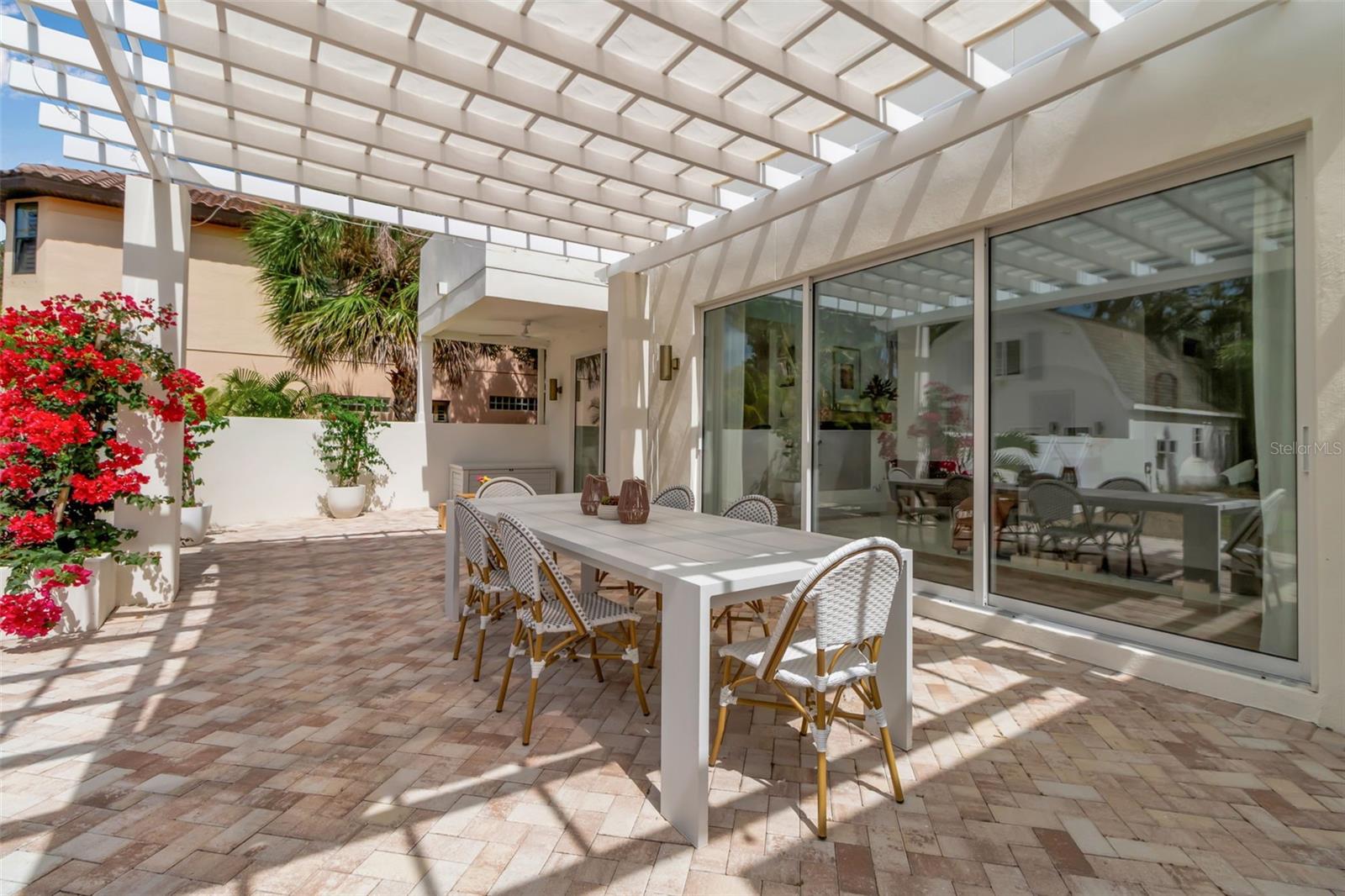 MCINTYRE WILSON & POTTERS - Residential