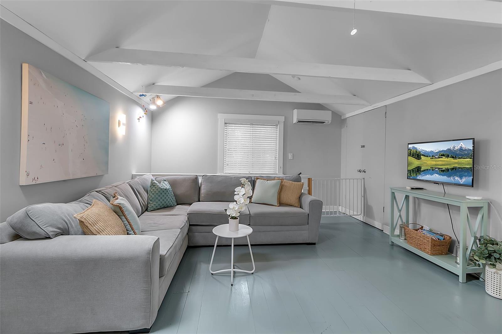 MCINTYRE WILSON & POTTERS - Residential