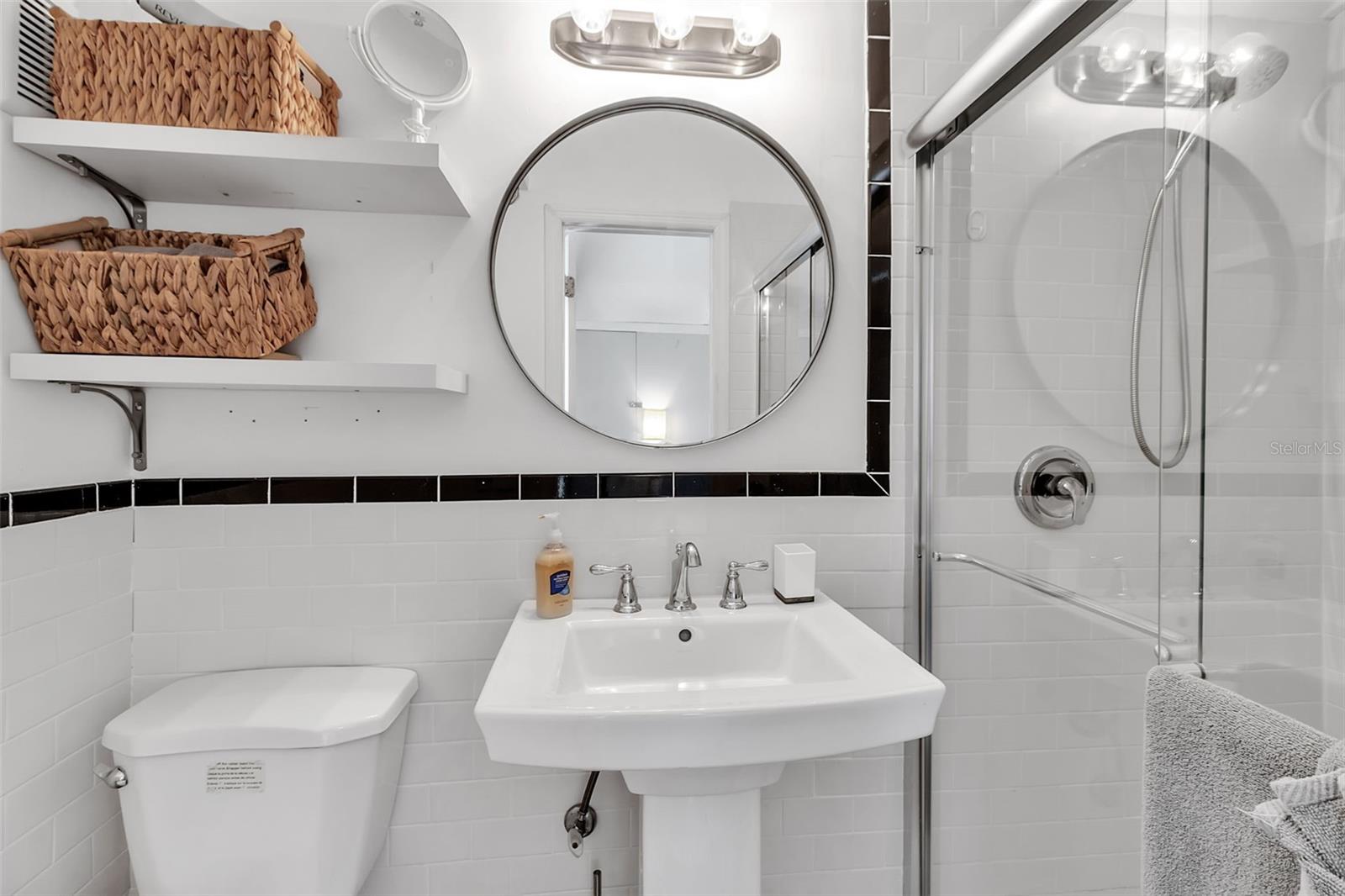 MCINTYRE WILSON & POTTERS - Residential