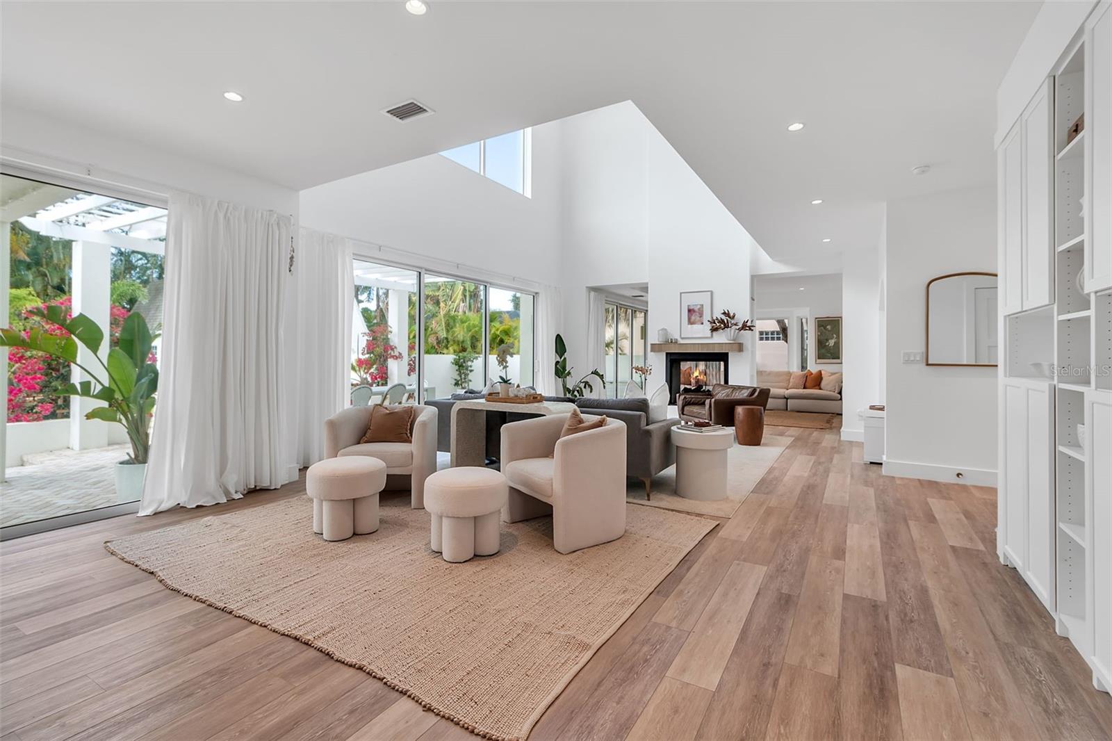 MCINTYRE WILSON & POTTERS - Residential