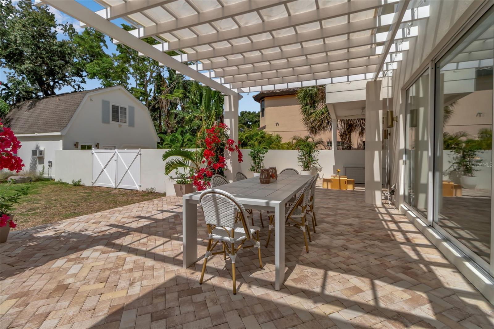 MCINTYRE WILSON & POTTERS - Residential