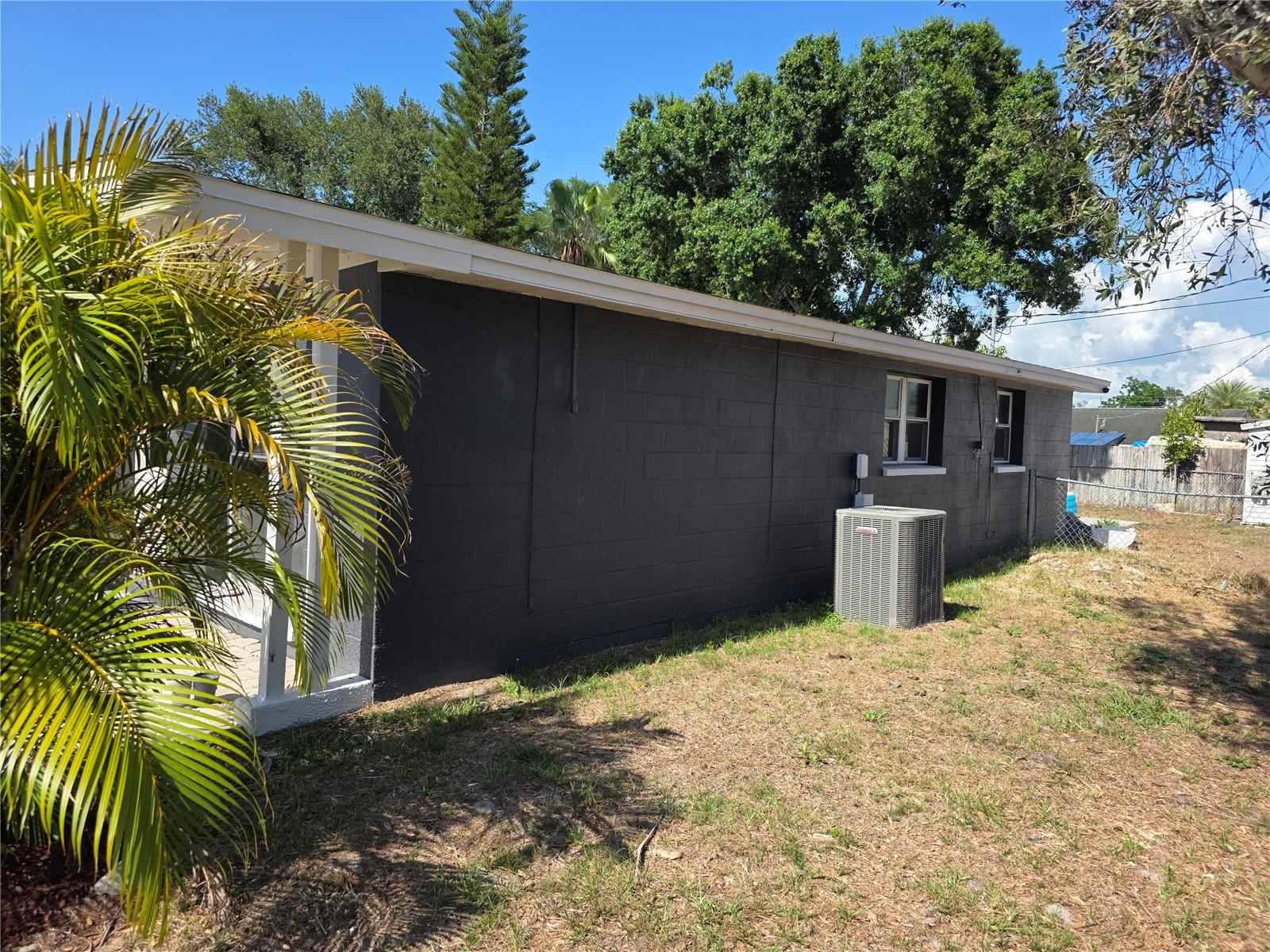 917 27TH STREET E, BRADENTON, FL, 34208 2 917 27TH STREET E