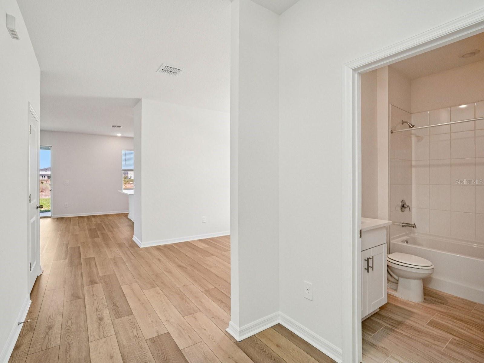 1834 COOLRIDGE PLACE