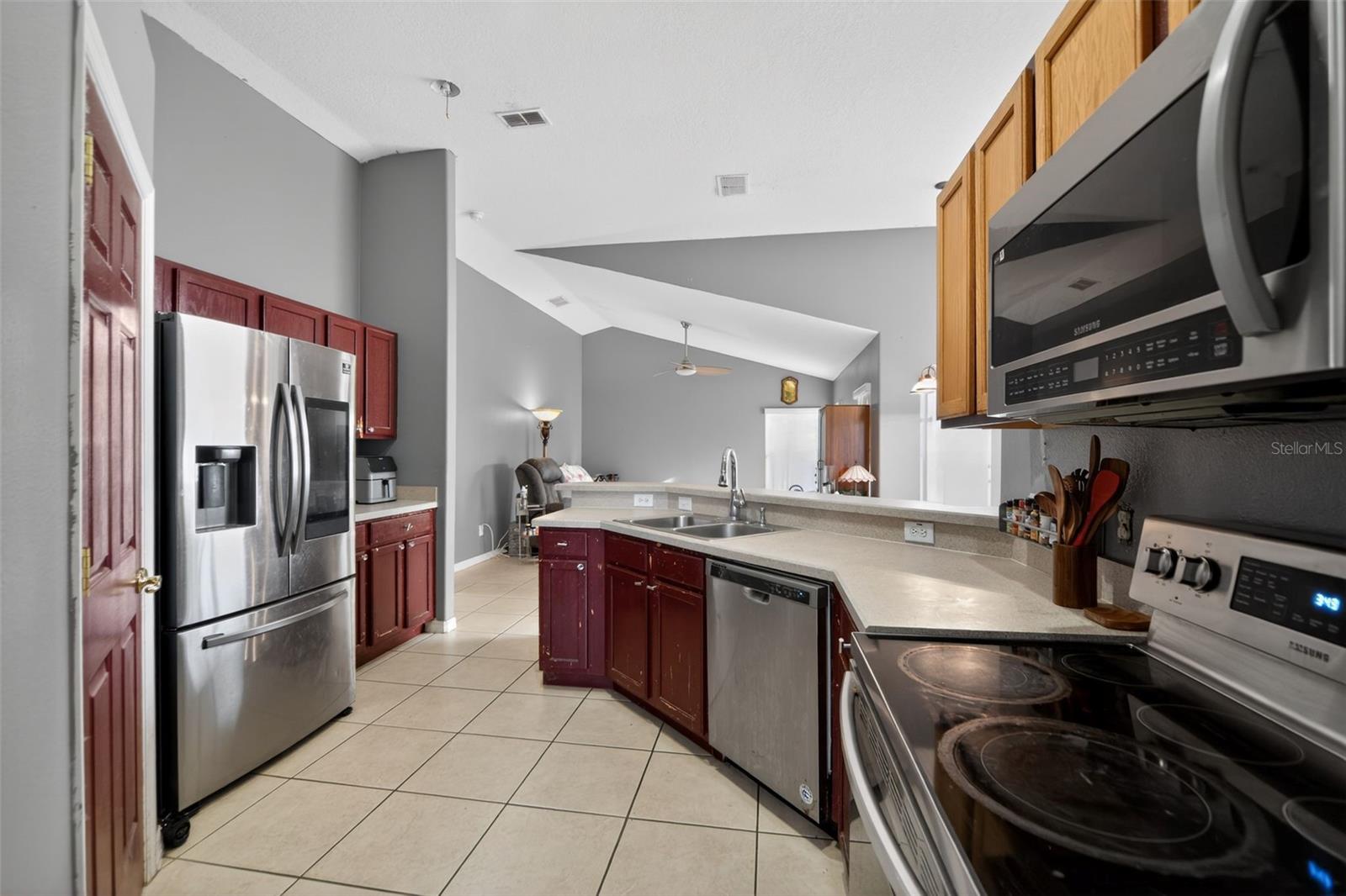 INDIAN LAKES PH 5 & 6 - Residential