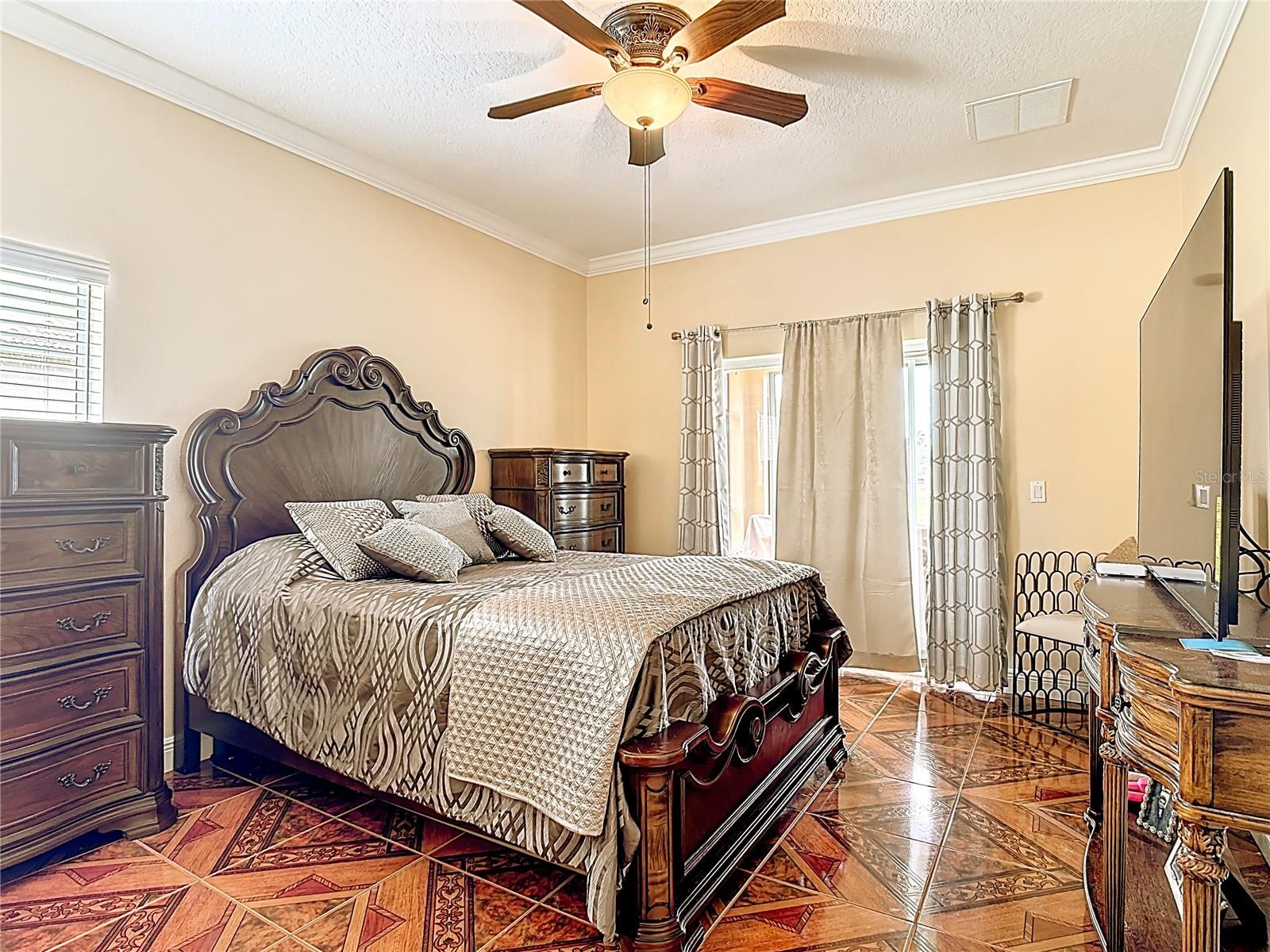 ISLES OF BELLALAGO - Residential