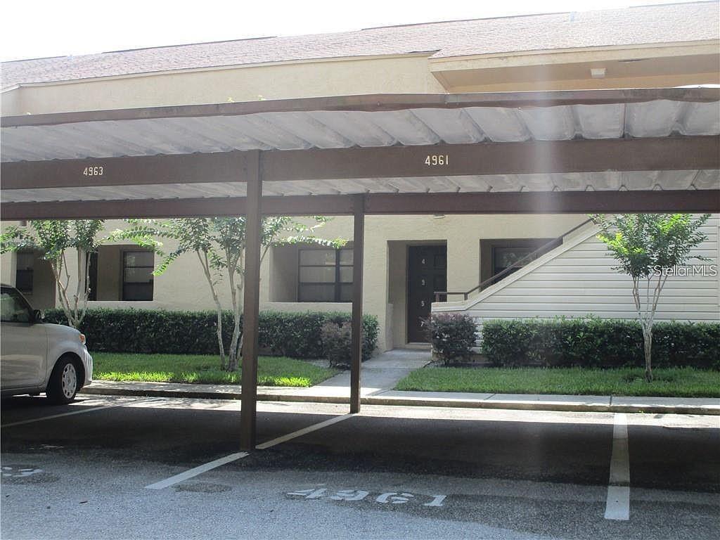 RIVER OAKS CONDO IV - Residential Lease