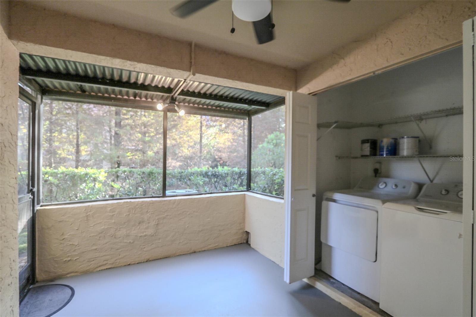 RIVER OAKS CONDO IV - Residential Lease