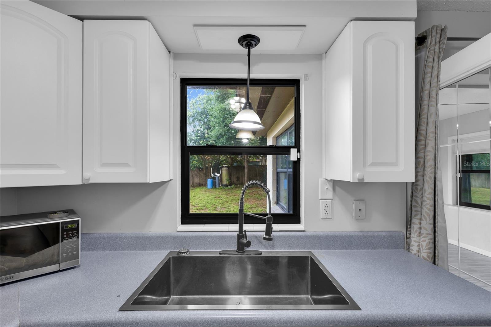 OAKVIEW - Residential