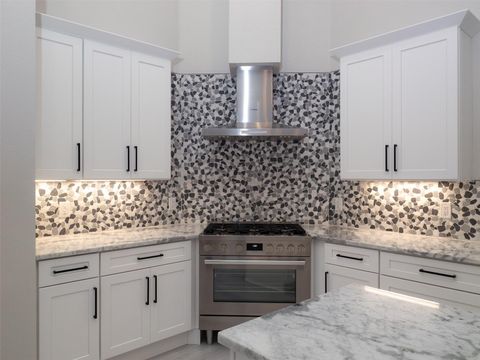 Tiny photo for 9651 NW 80th Avenue, Ocala, FL 34482 (MLS # OM714445)