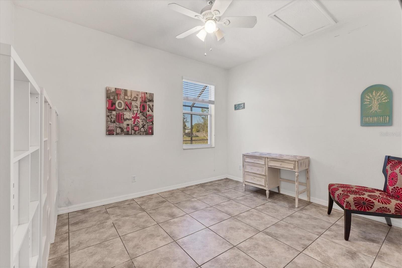 ANCIENT OAKS UNIT ONE - Residential