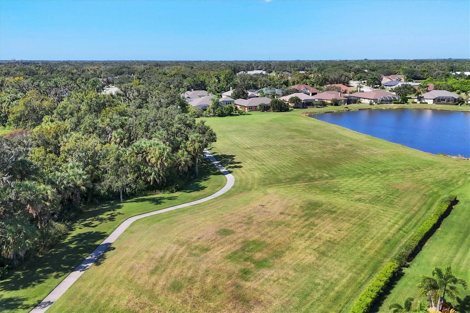 ANCIENT OAKS UNIT ONE - Residential