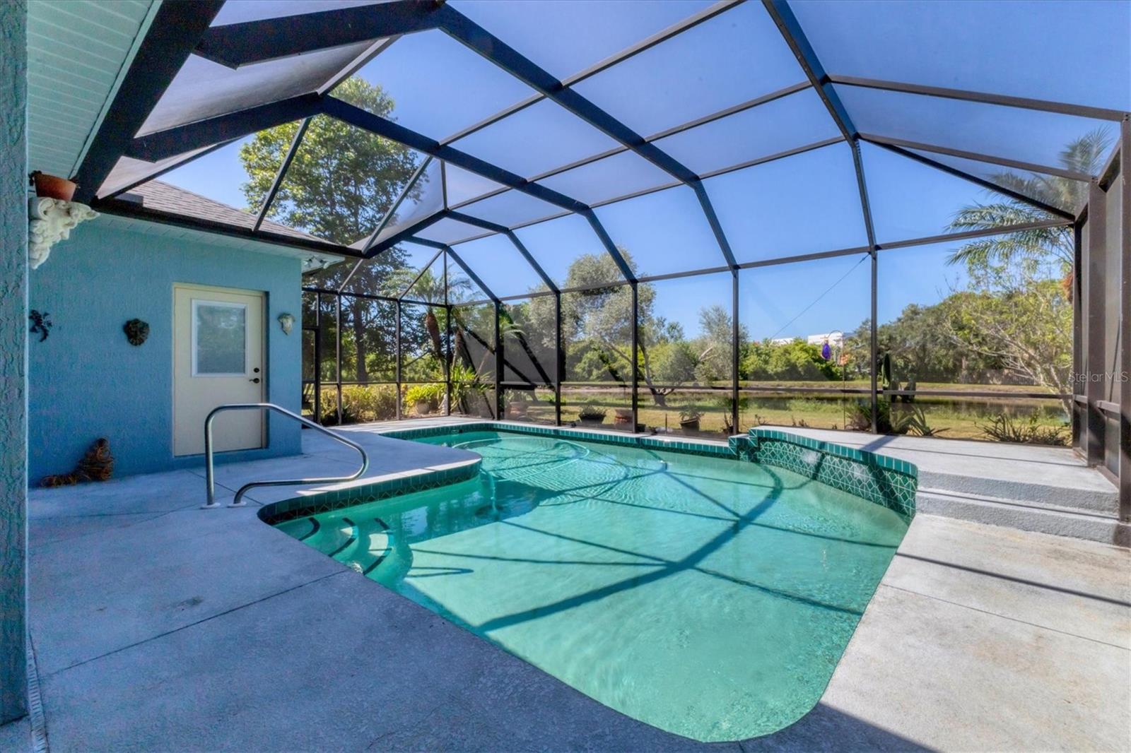 ANCIENT OAKS UNIT ONE - Residential