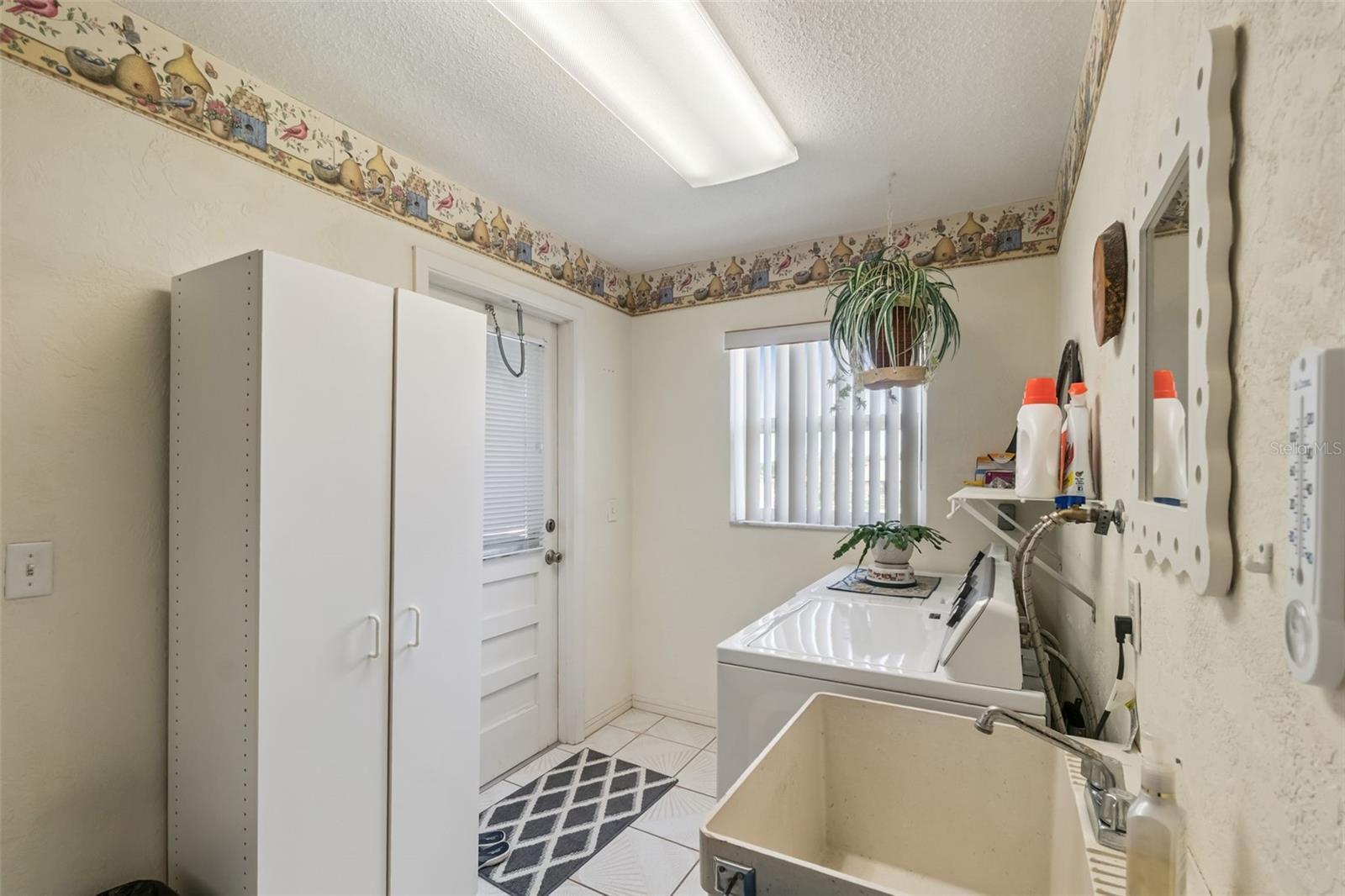 LAKE MARIE ESTATES REP - Residential