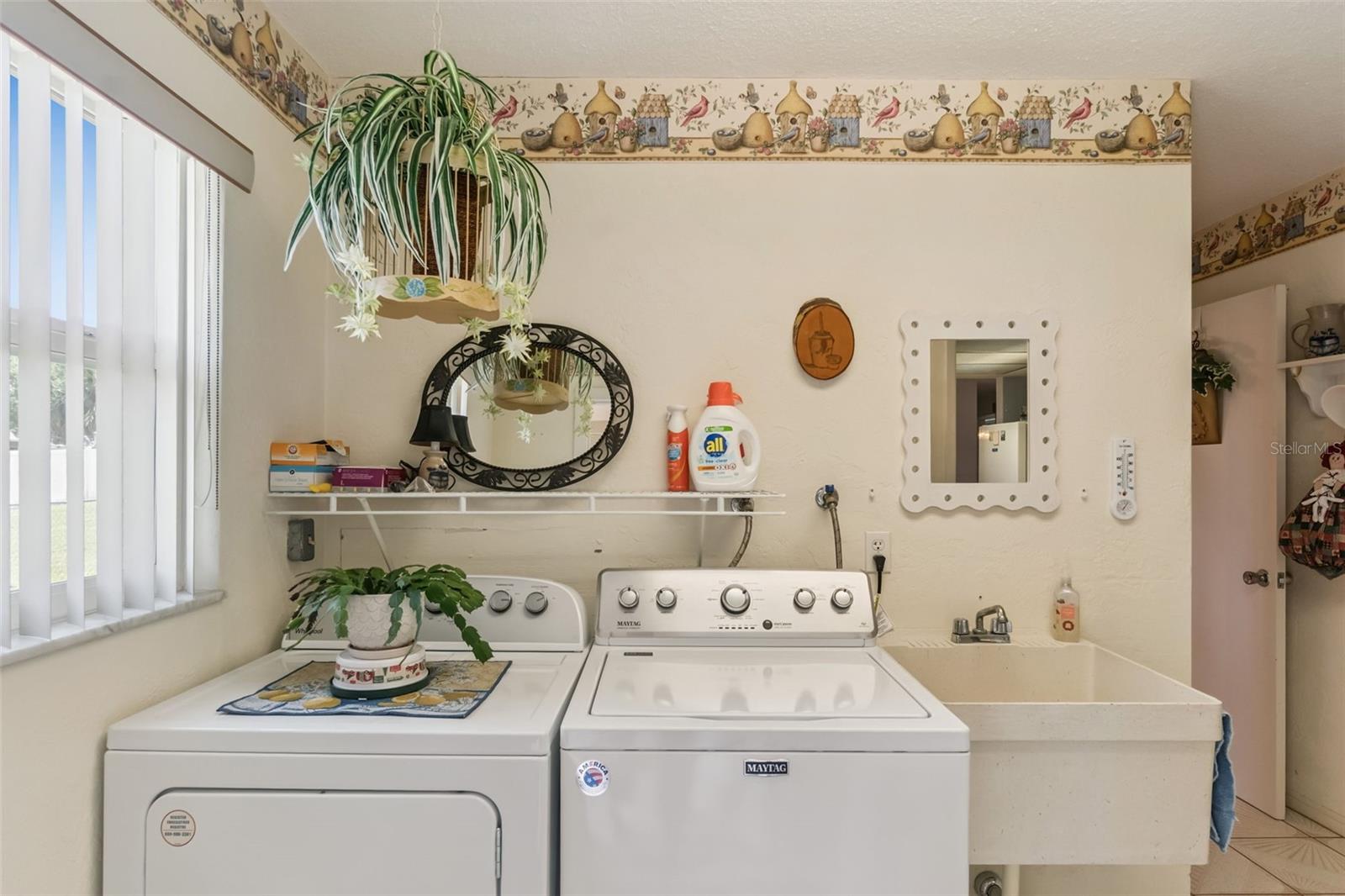 LAKE MARIE ESTATES REP - Residential