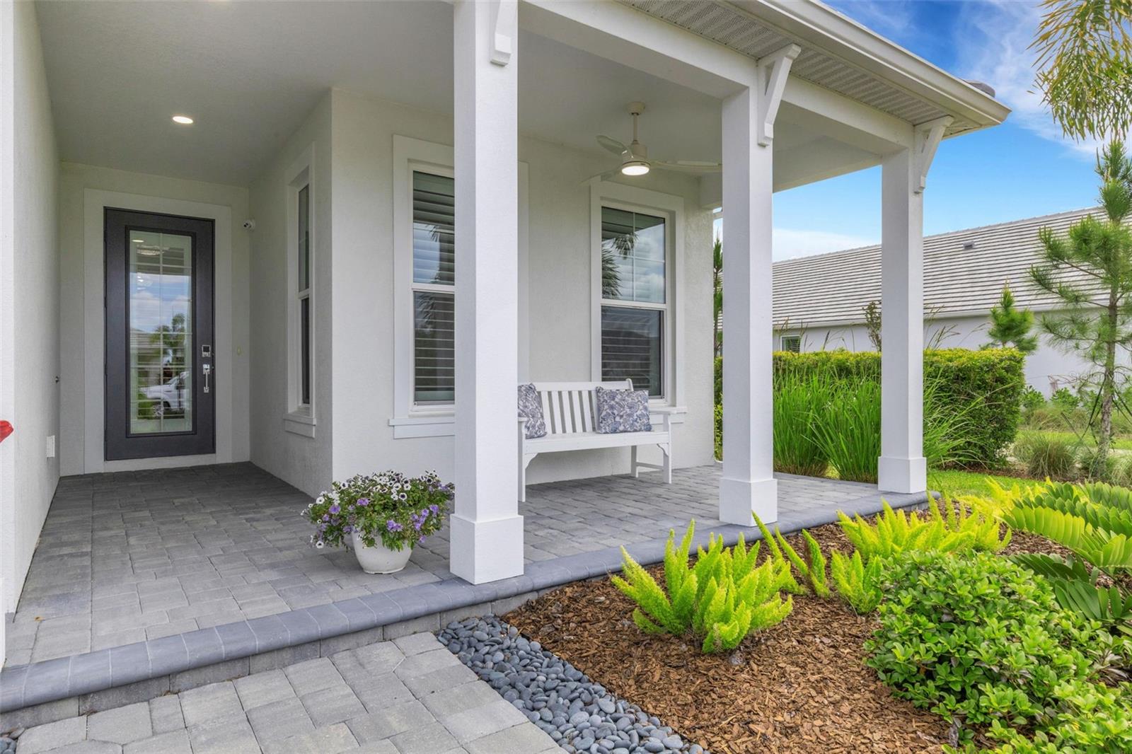 LAKEHOUSE COVE/WATERSIDE PH 5& - Residential