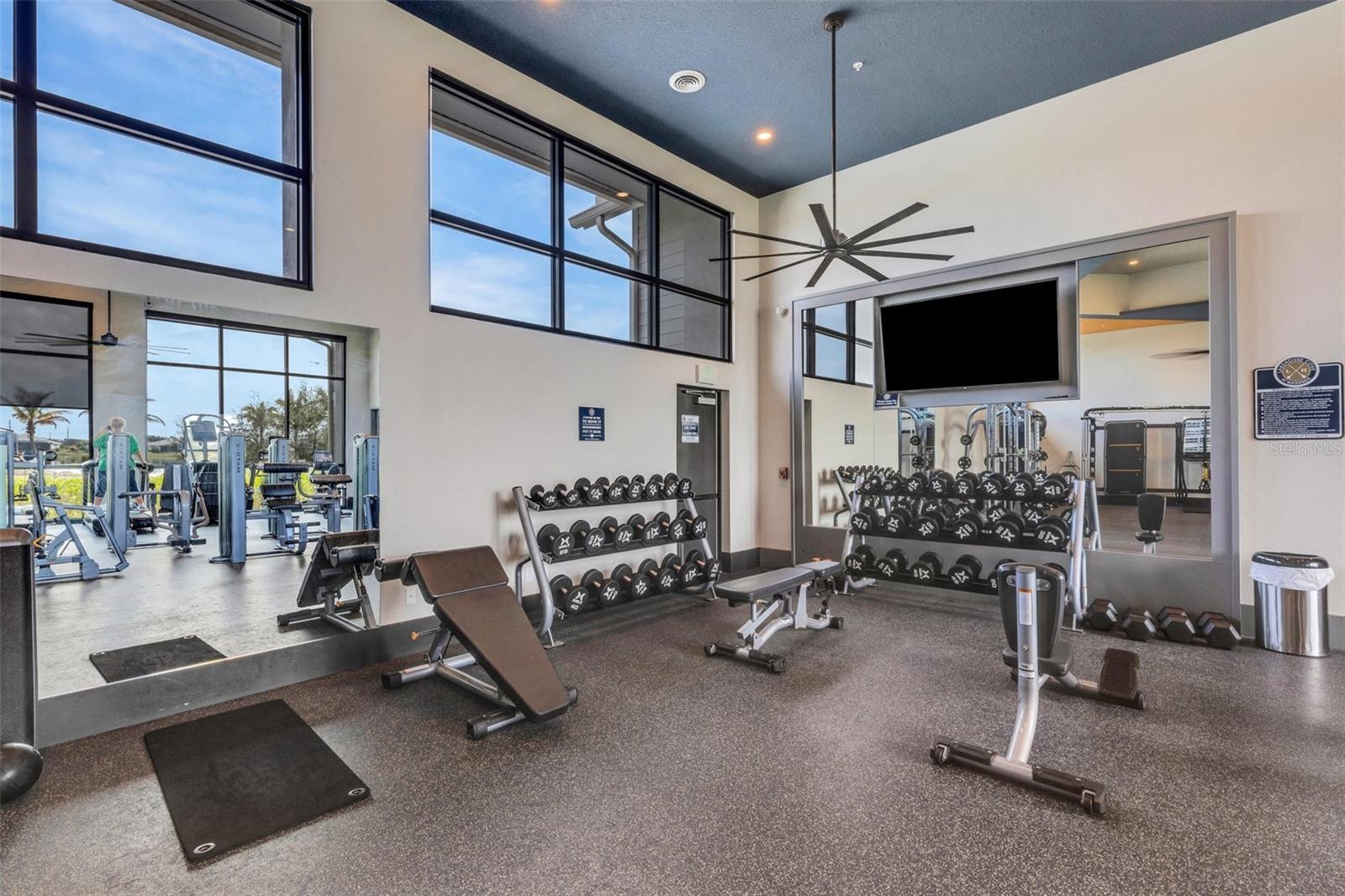 LAKEHOUSE COVE/WATERSIDE PH 5& - Residential