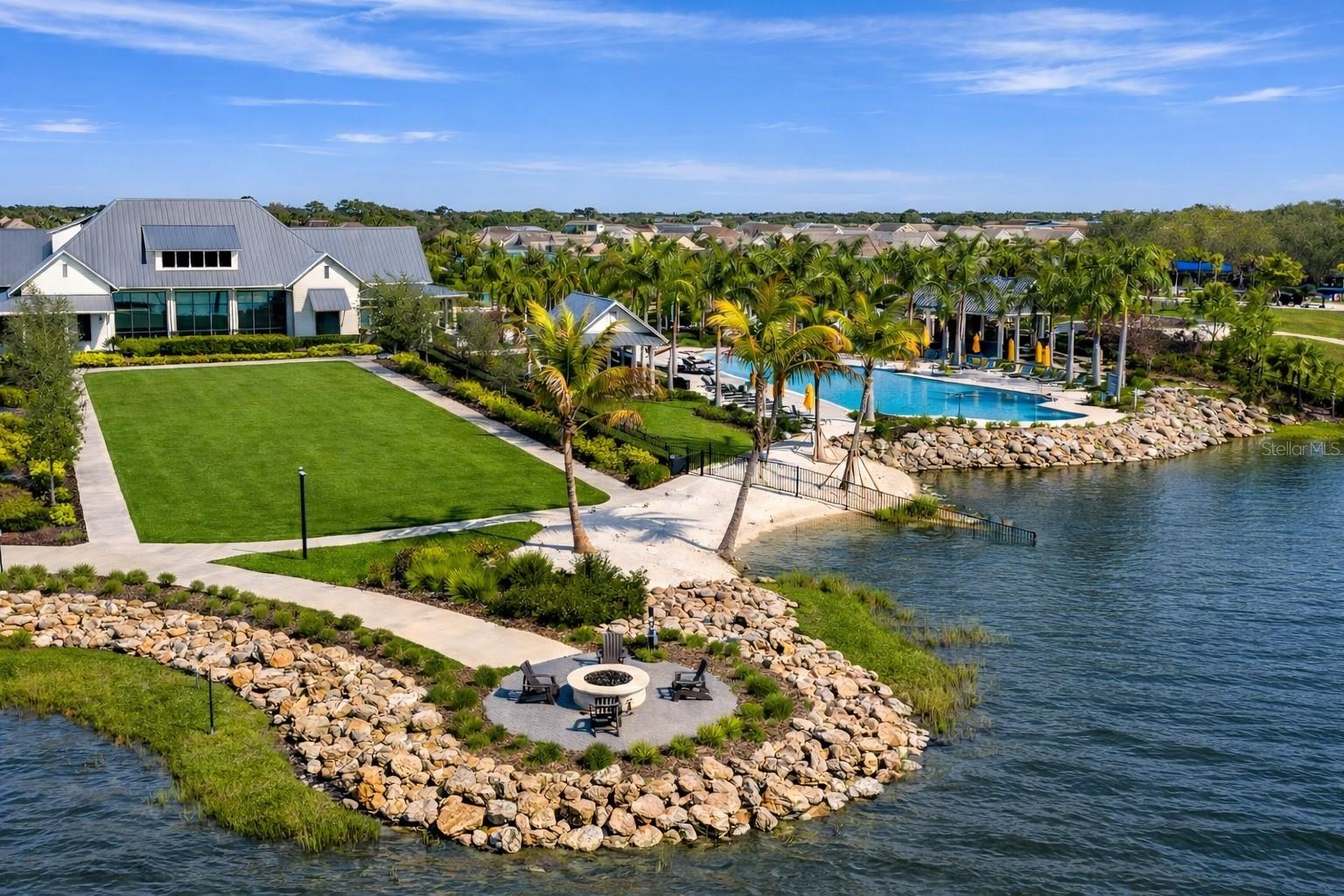 LAKEHOUSE COVE/WATERSIDE PH 5& - Residential