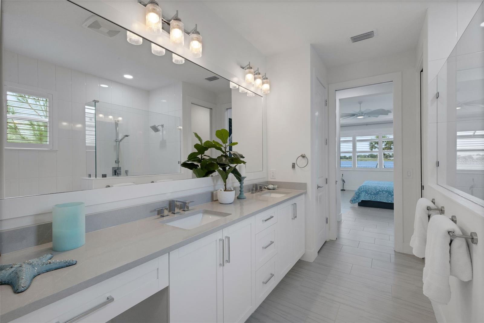 LAKEHOUSE COVE/WATERSIDE PH 5& - Residential