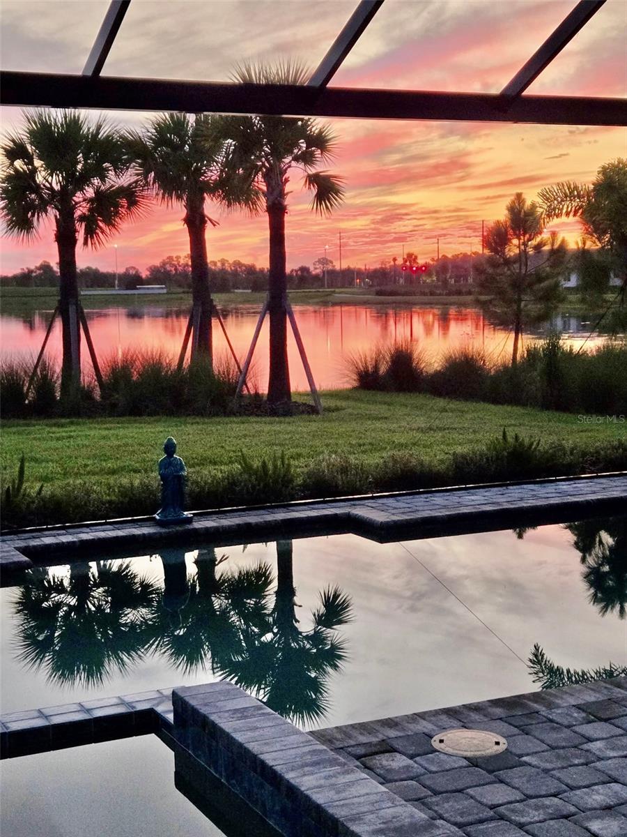 LAKEHOUSE COVE/WATERSIDE PH 5& - Residential