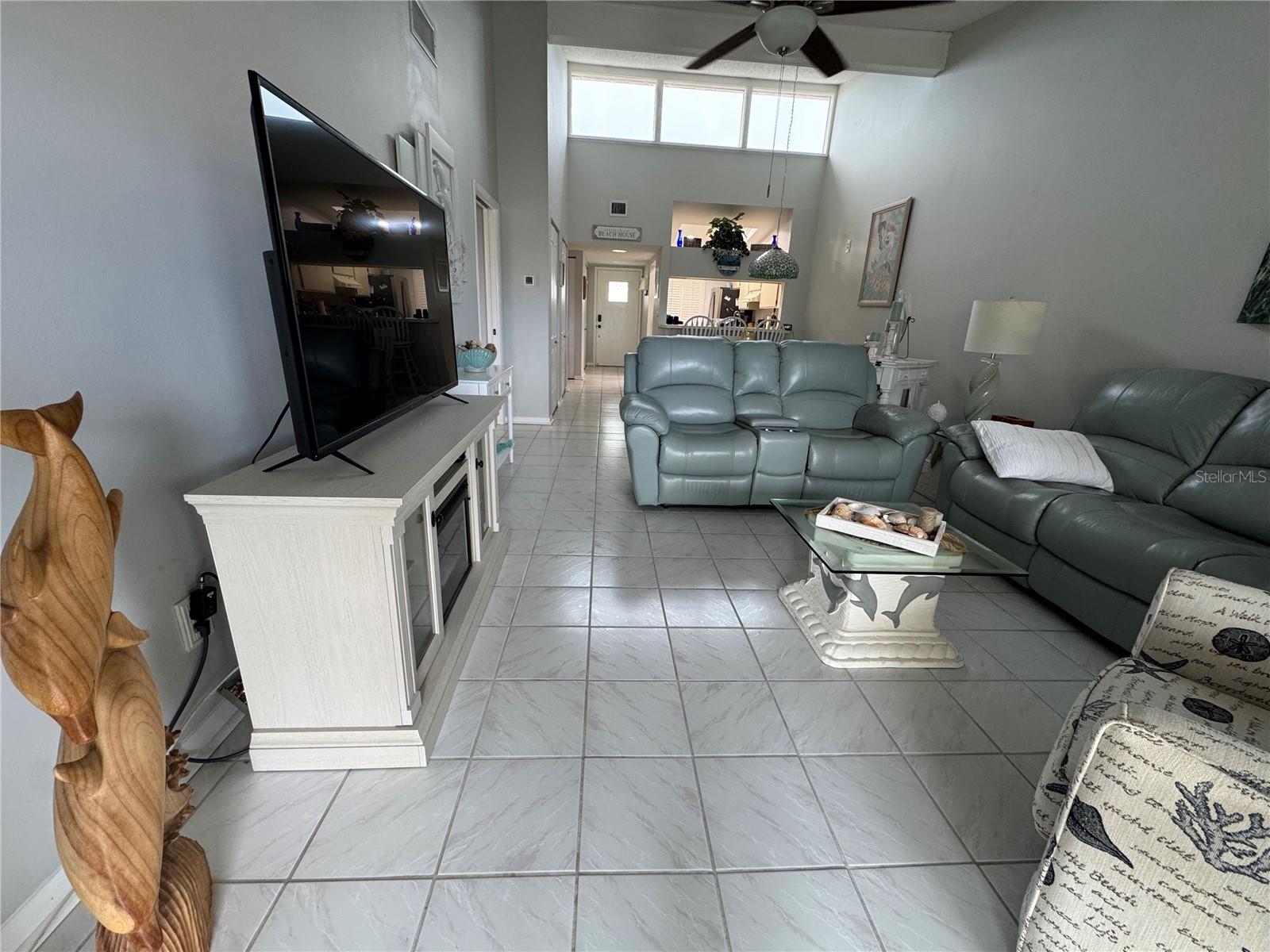 TIDES OF CAPRI WEST CONDO - Residential
