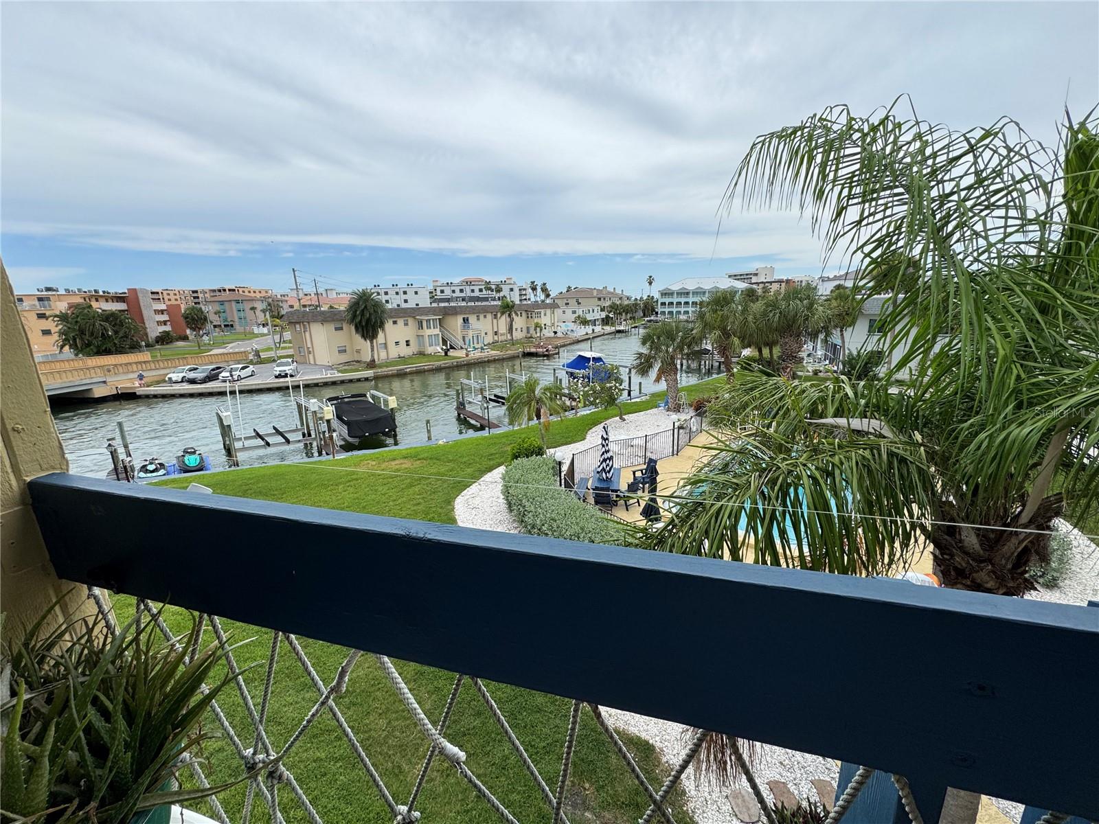 TIDES OF CAPRI WEST CONDO - Residential