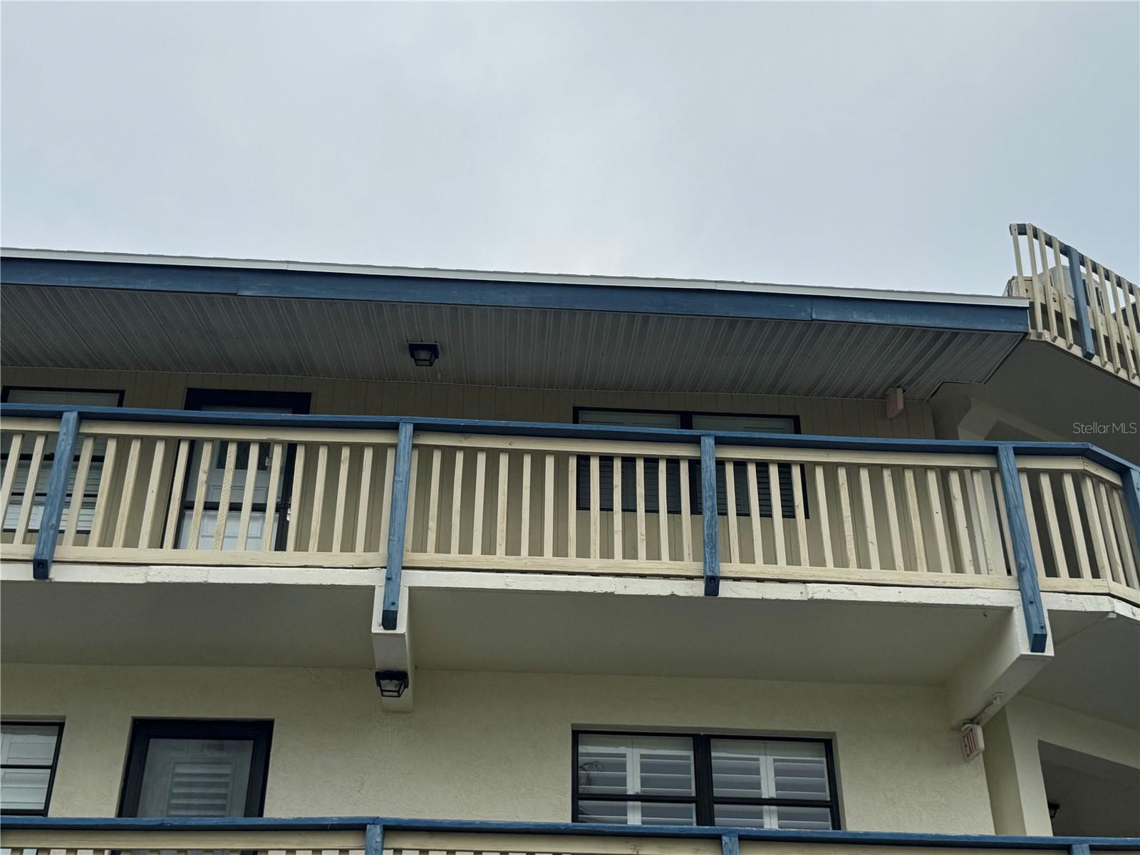 TIDES OF CAPRI WEST CONDO - Residential