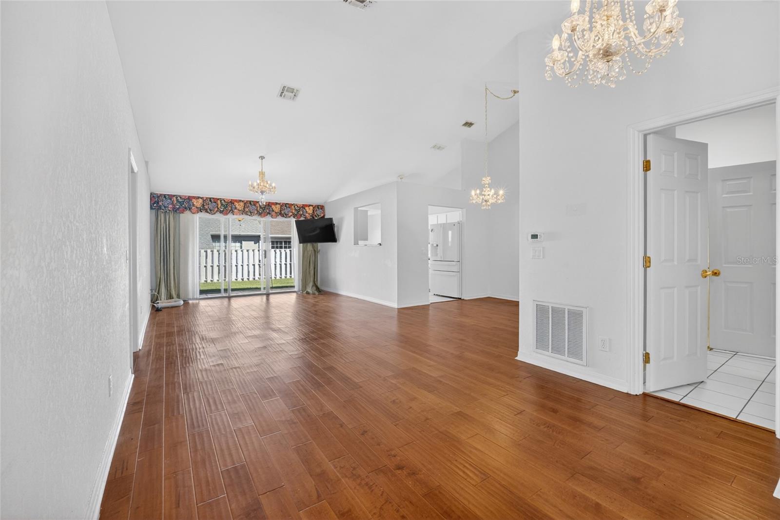 2414 SW 20TH COURT