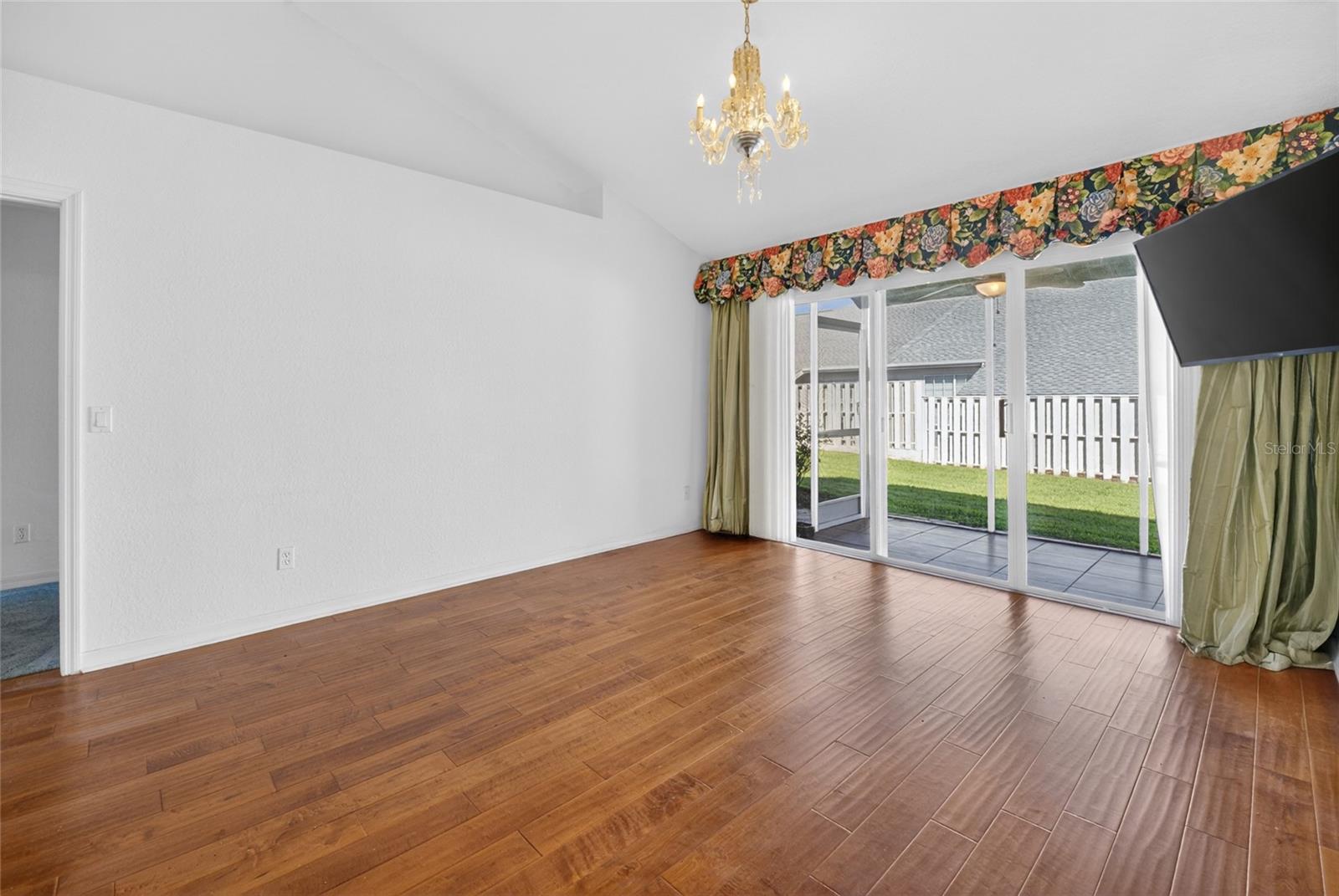 2414 SW 20TH COURT
