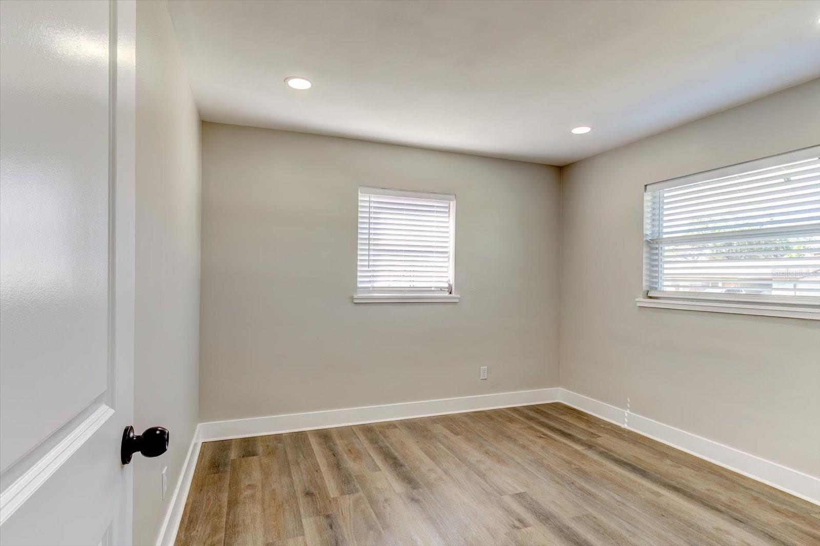 ORANGE CITY ESTATES UNIT 04 - Residential