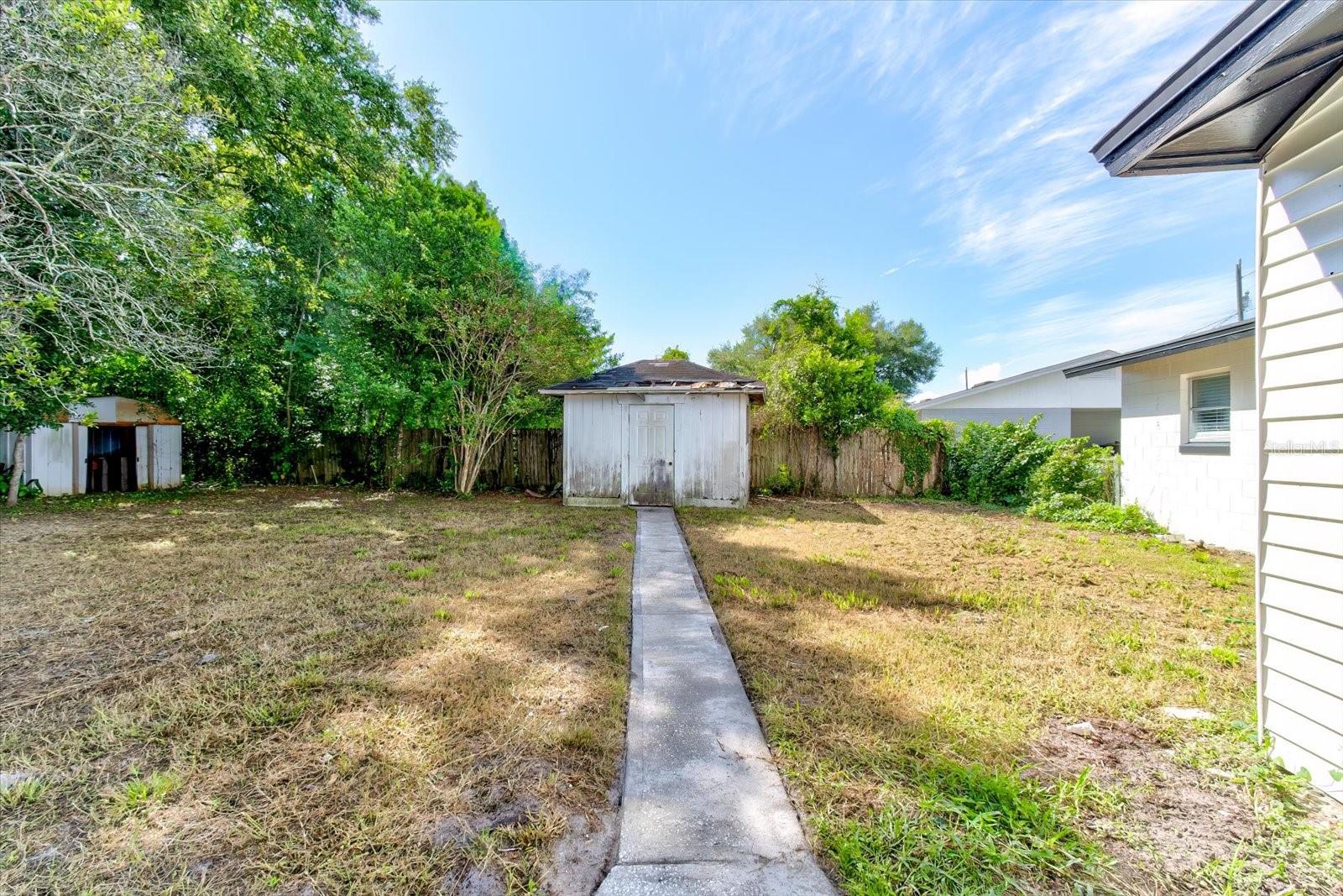 ORANGE CITY ESTATES UNIT 04 - Residential