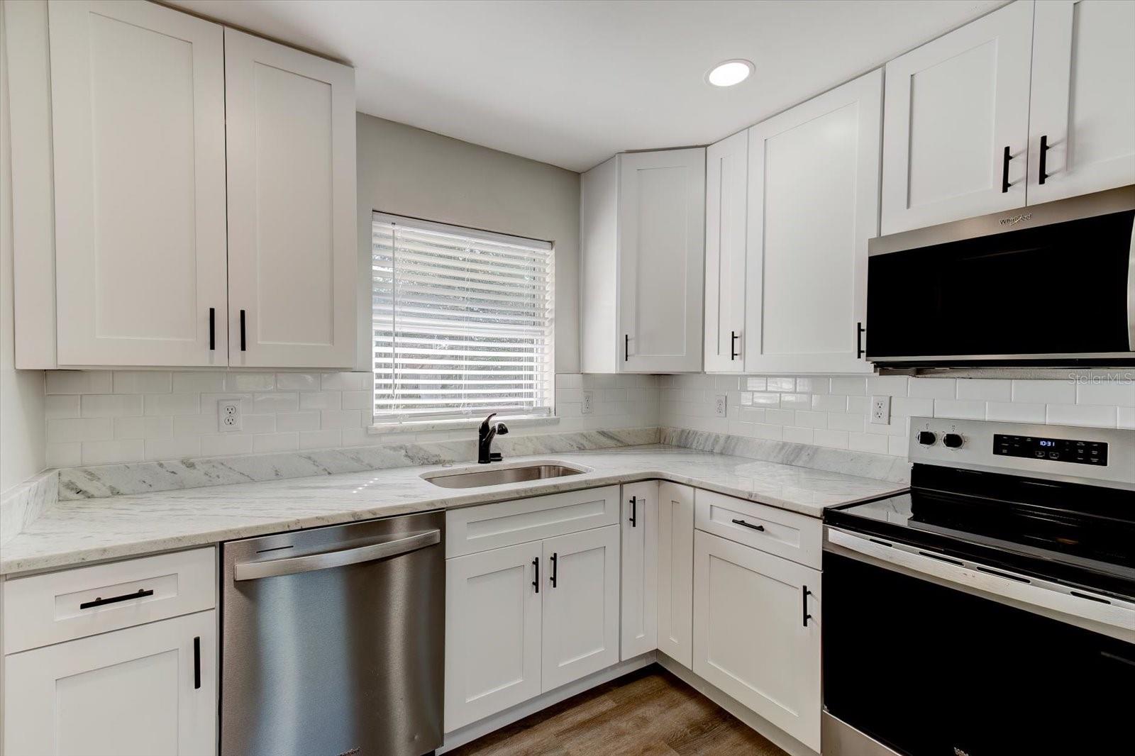 ORANGE CITY ESTATES UNIT 04 - Residential