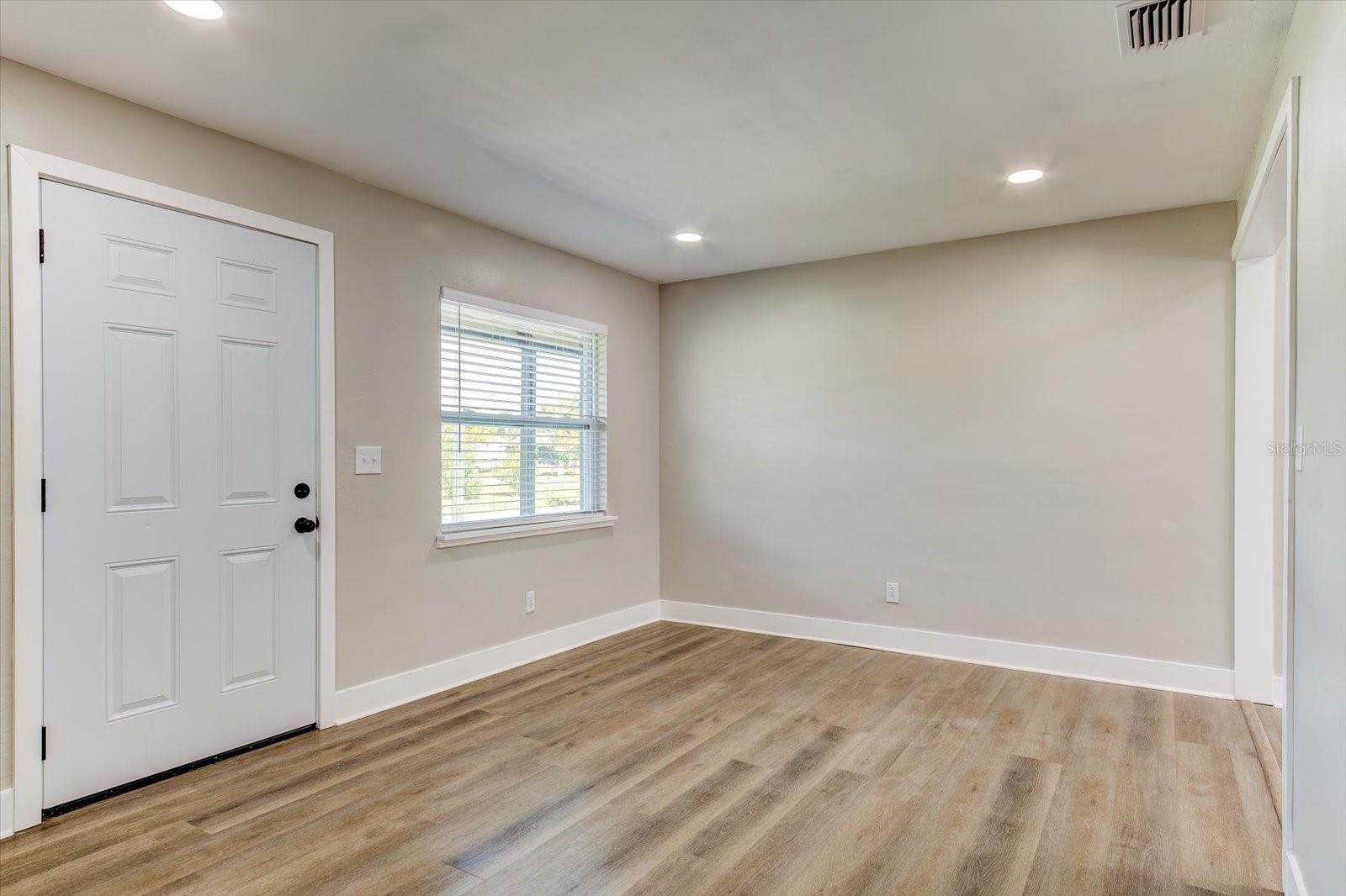 ORANGE CITY ESTATES UNIT 04 - Residential
